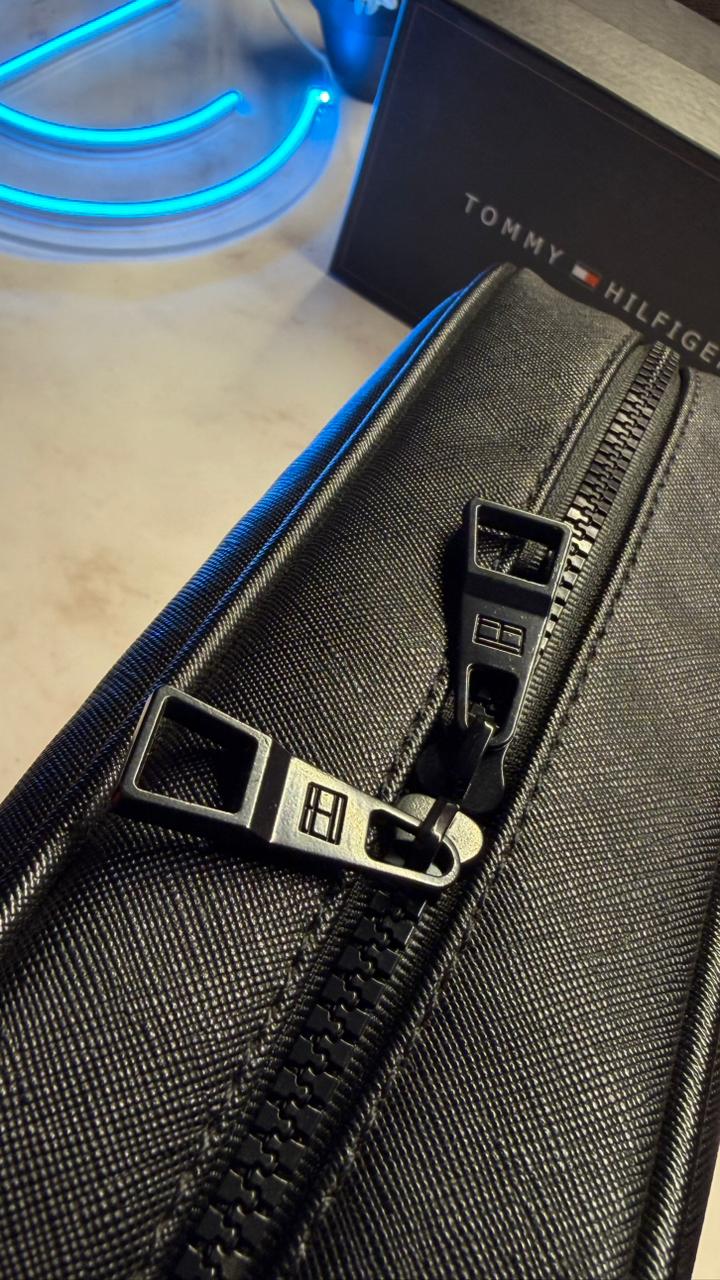 Tommy Hilfiger x Mercedes Handbag