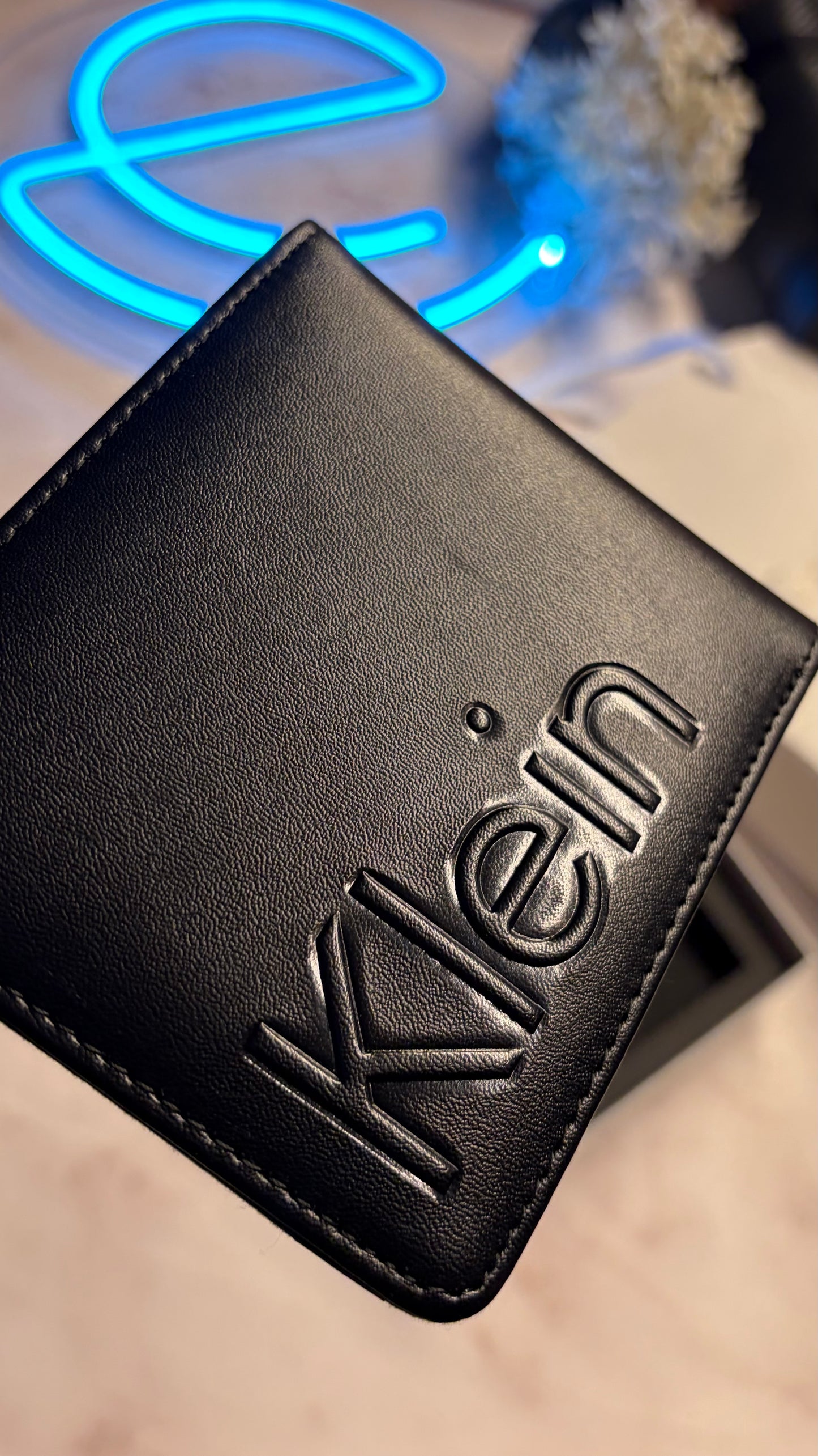 Calvin Klein Wallet & Keychain Set