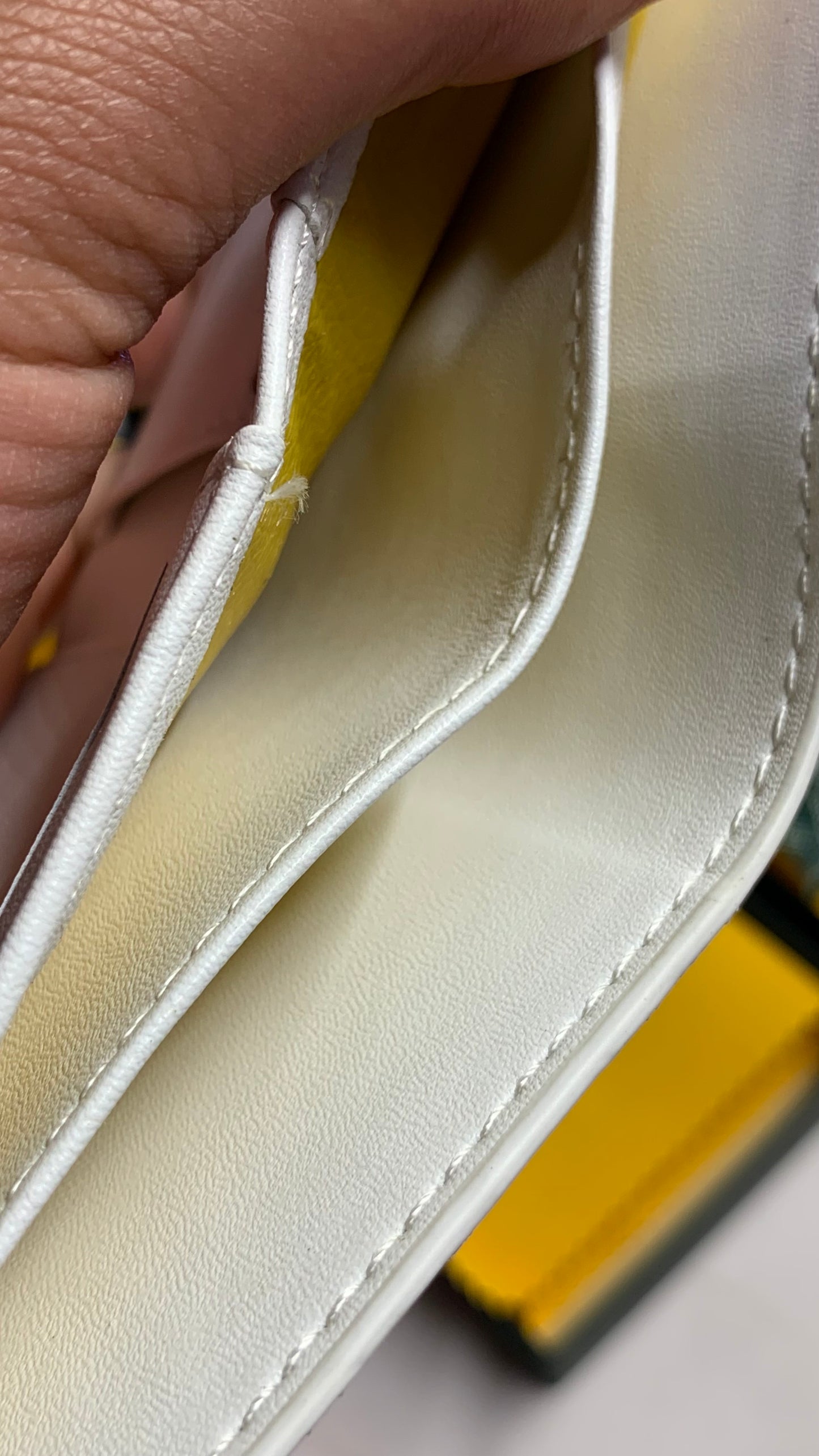 GoYard Wallet - White