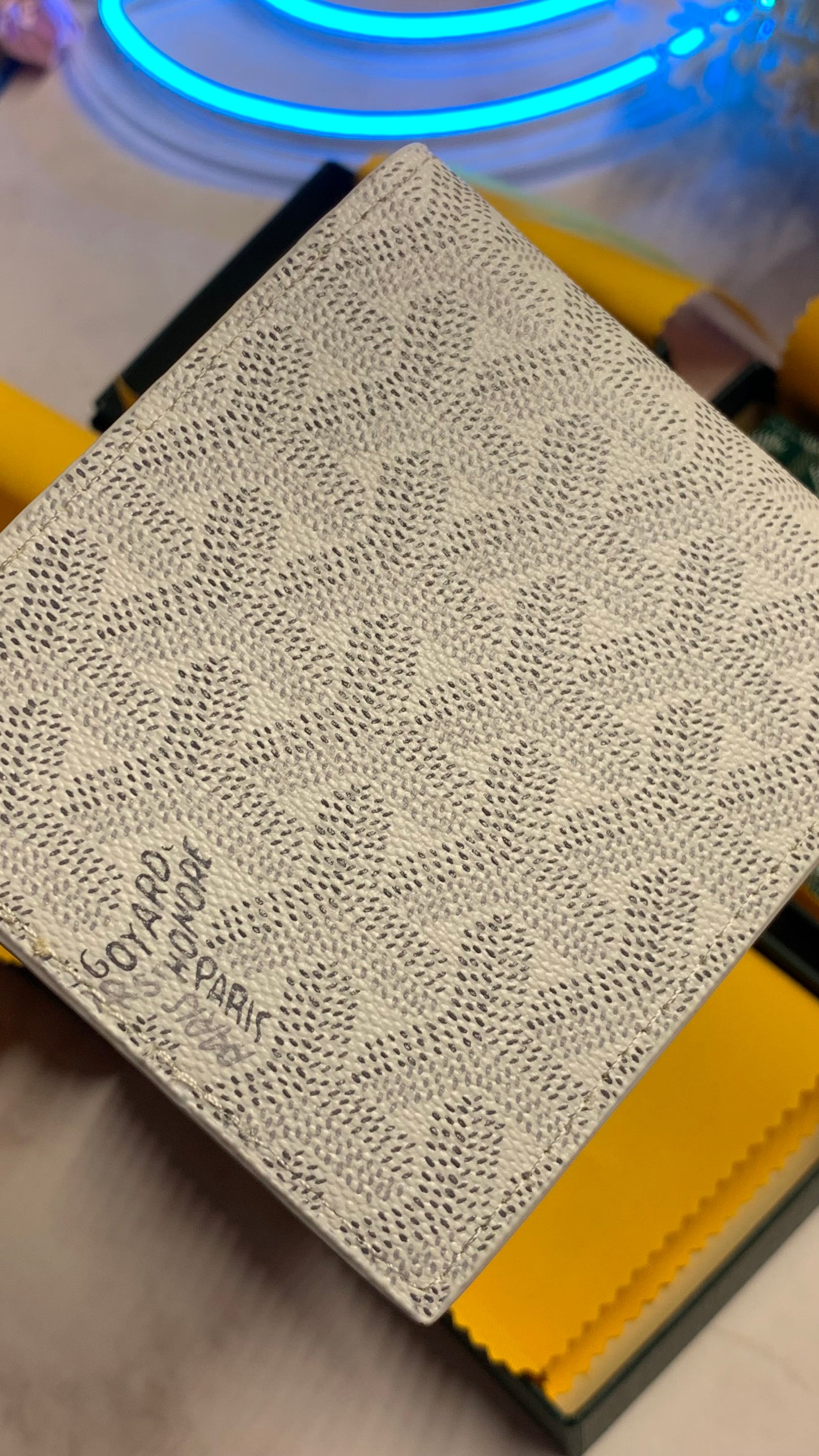 GoYard Wallet - White