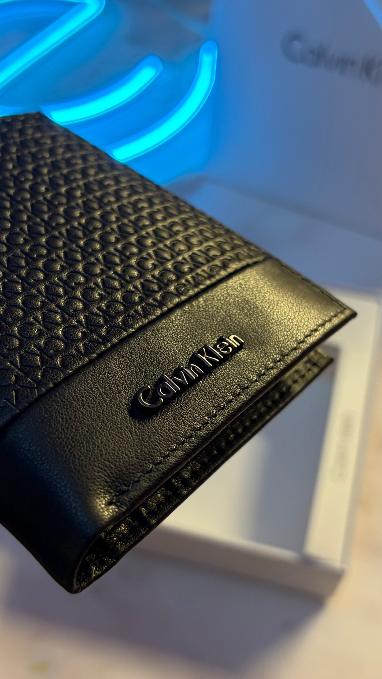Calvin Klein Slim Bifold Wallet – Black Monogram Dual Texture