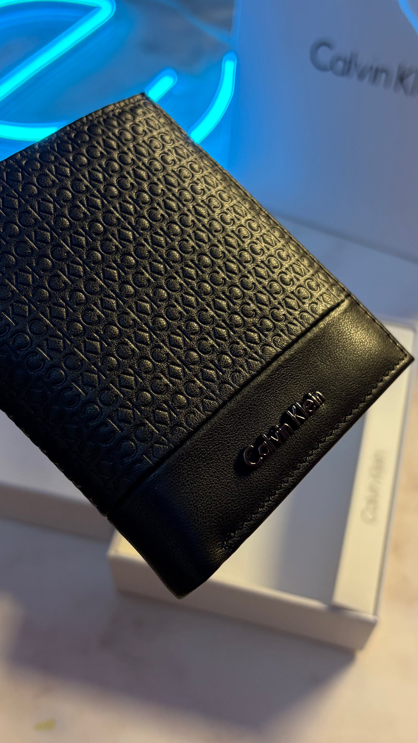 Calvin Klein Slim Bifold Wallet – Black Monogram Dual Texture