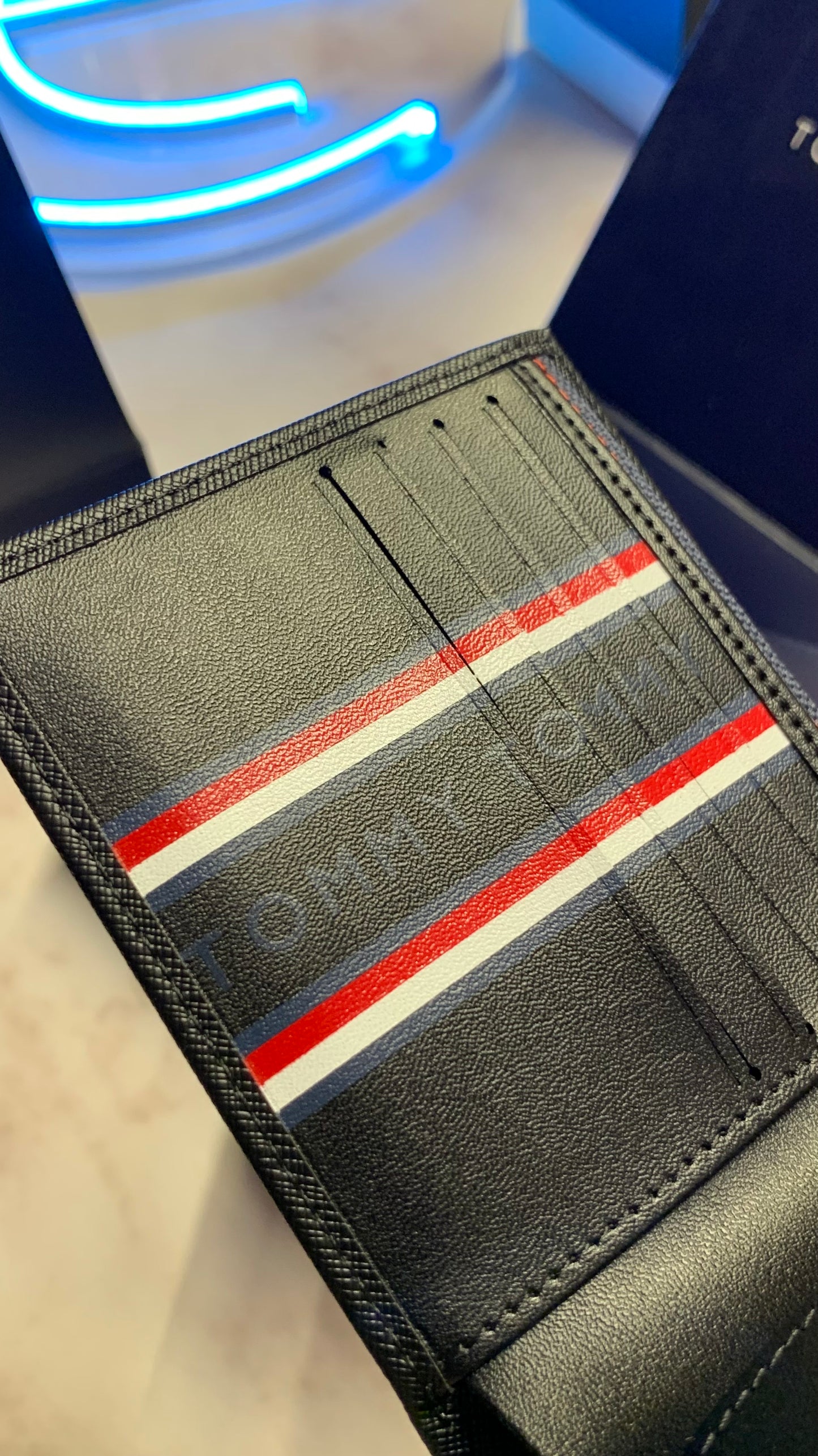 Tommy Hilfiger Wallet