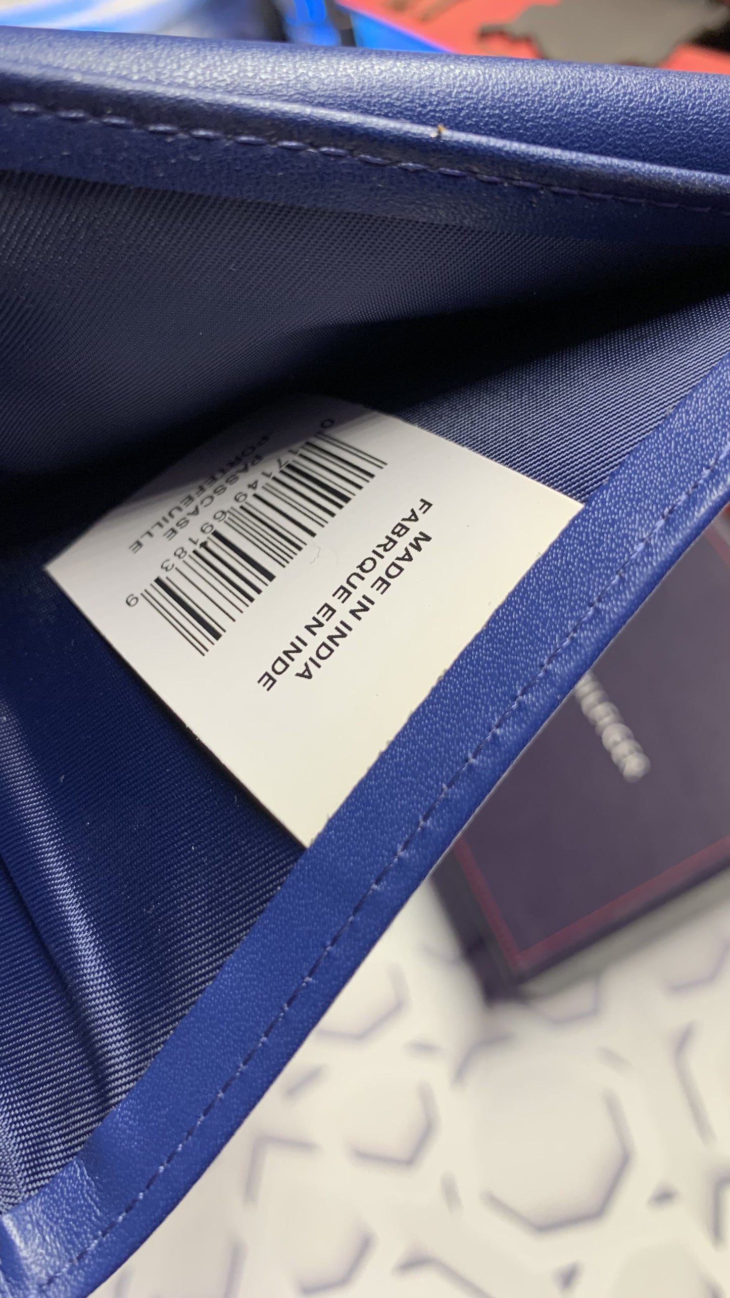 Tommy Hilfiger Colored Wallet