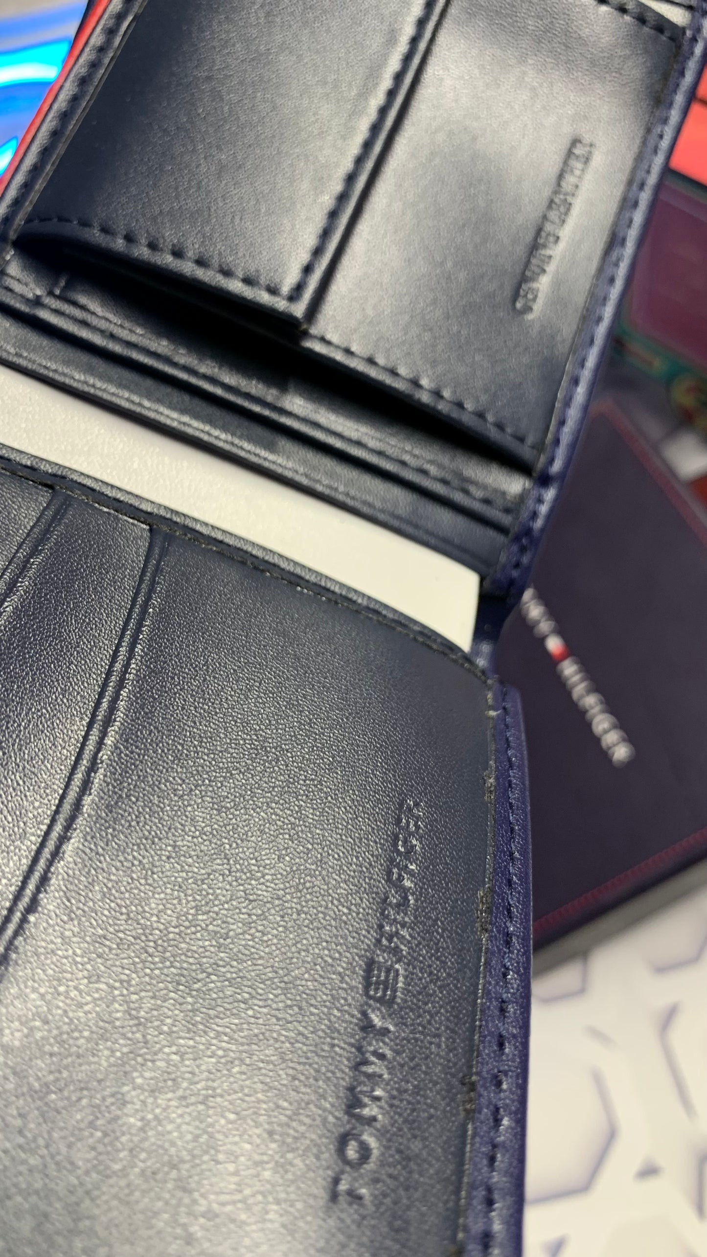 Tommy Hilfiger wallet - Tommy Flag Colors