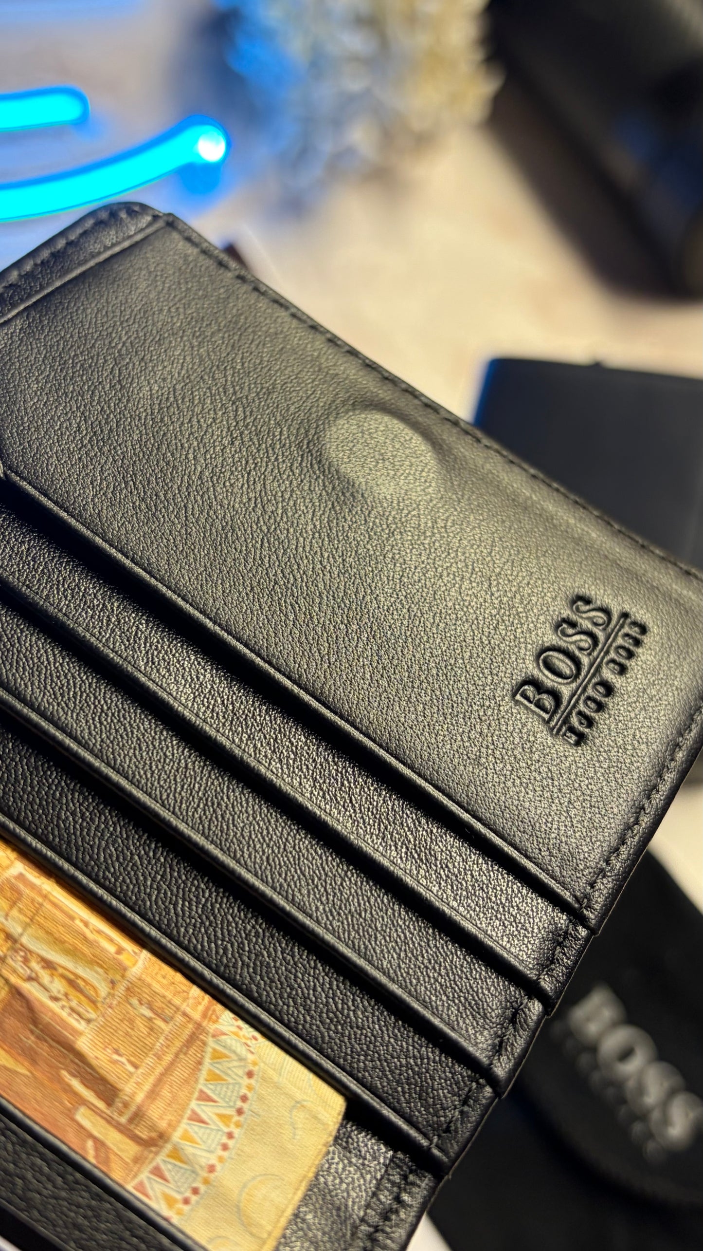 Boss Men’s Bifold Slim Wallet - Magnetic Closure