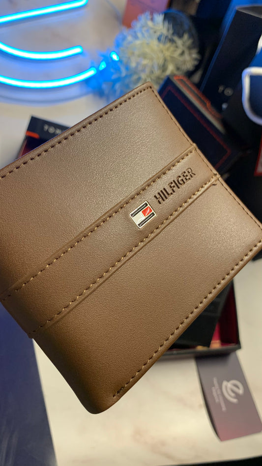 Tommy Hilfiger Wallet - Brown