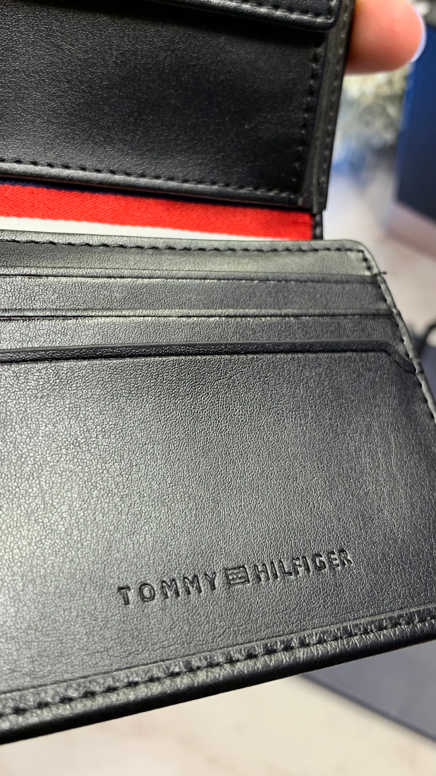 Tommy Hilfiger Slim Bifold Wallet