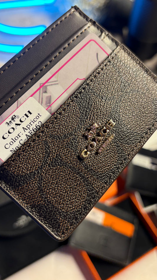 Coach Cardholder With Box