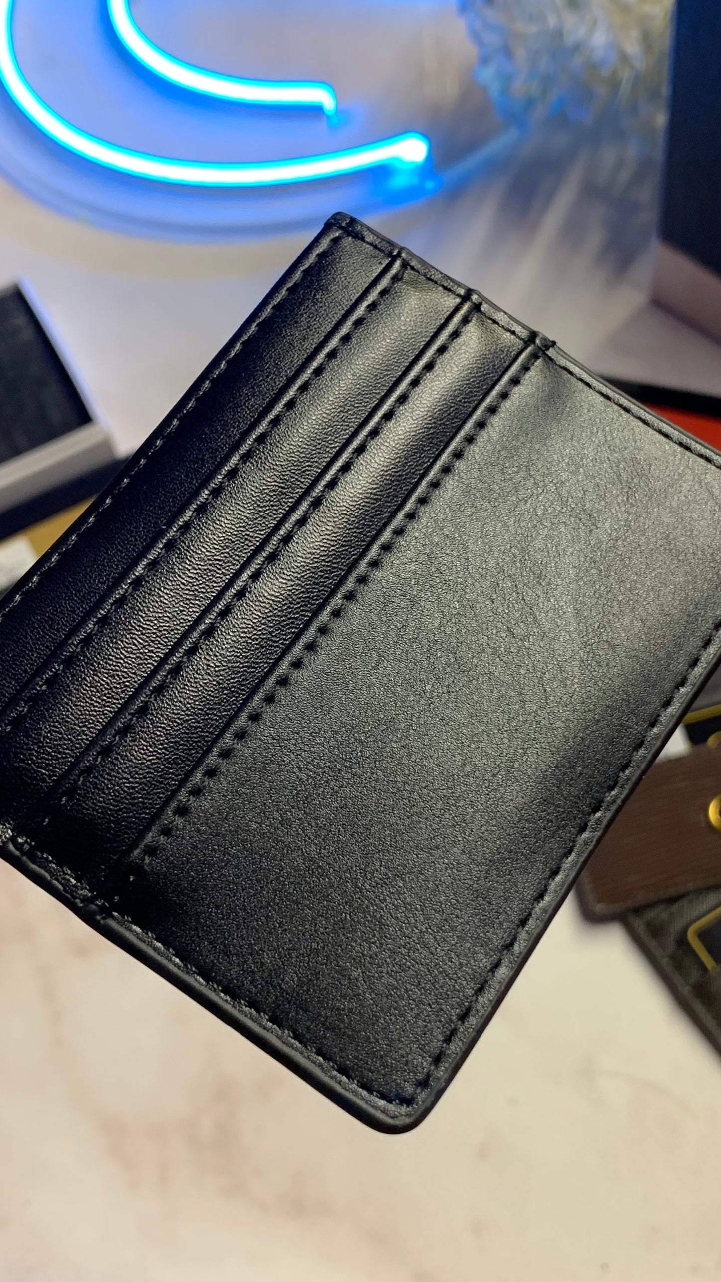 Tommy Hilfiger Cardholder - Text & Logo