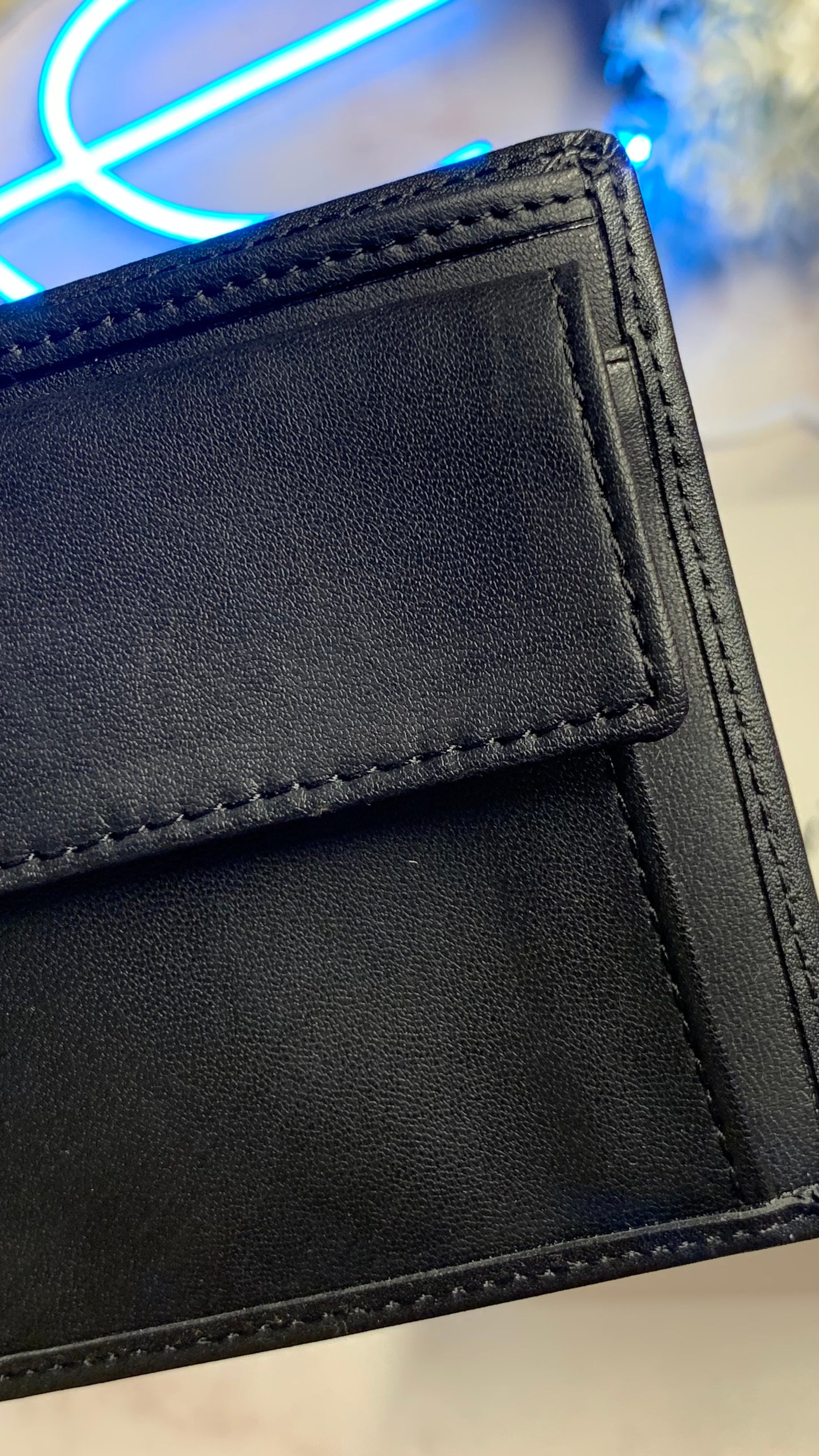 Calvin Klein Basic Bifold Wallet
