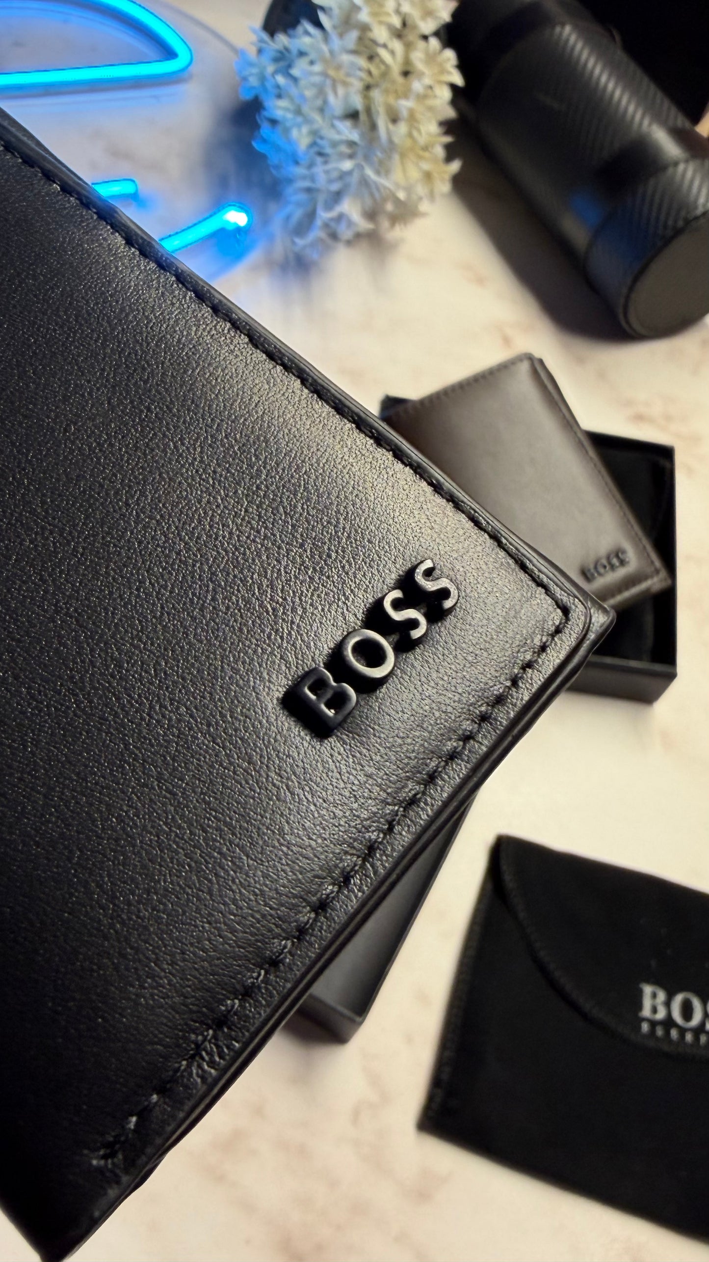 Boss Men’s Trifold Wallet - RFID Protection | Magnetic Closure