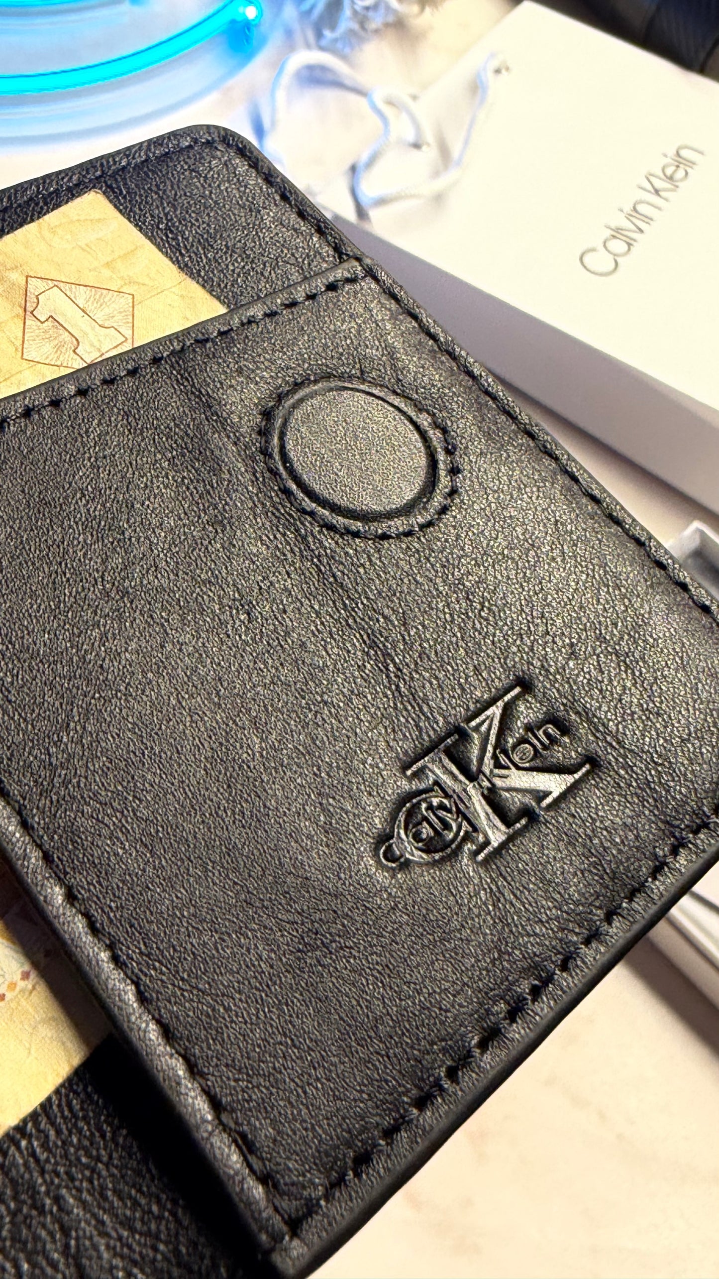 Calvin Klein Men’s Bifold Cardholder - Magnetic Closure