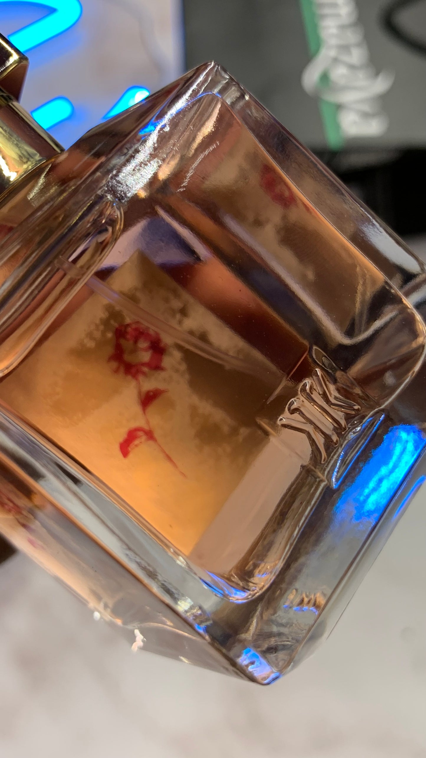 Maison Francis Kurkdjian Paris - À la rose - Eau de parfum