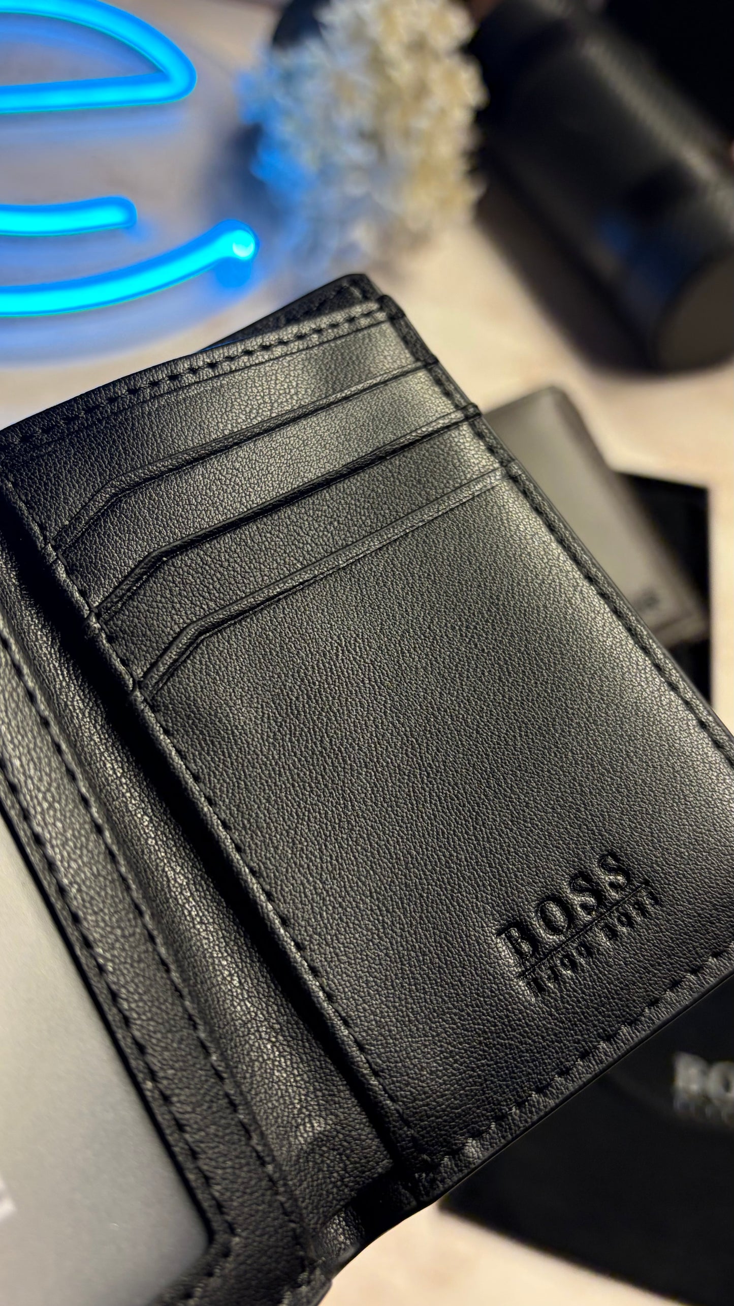 Boss Men’s Trifold Wallet - RFID Protection | Magnetic Closure