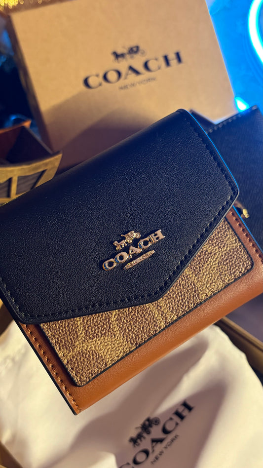 Coach Wallet For Women - Premium Quality