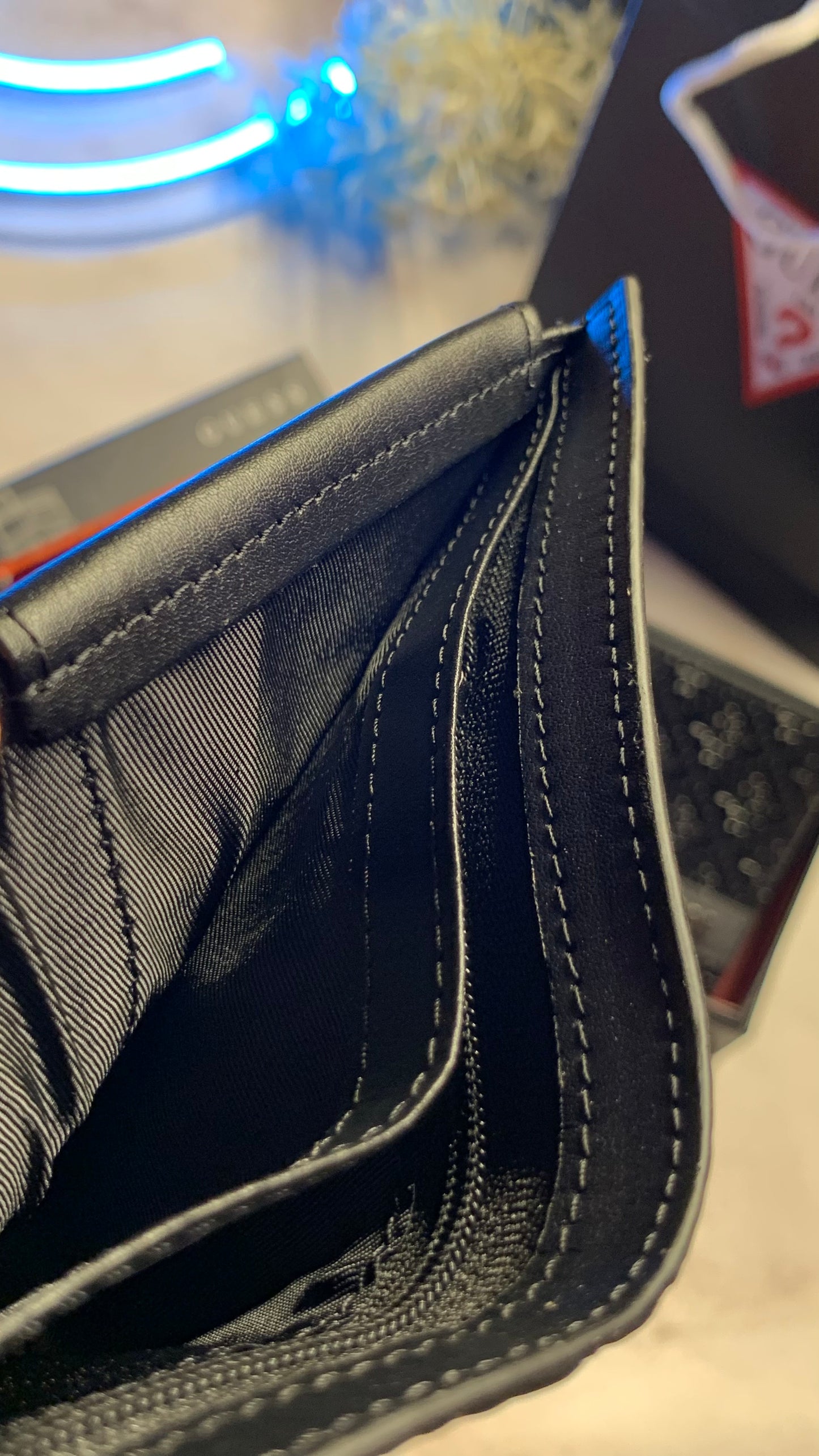 Guess Wallet For Men With Red Line