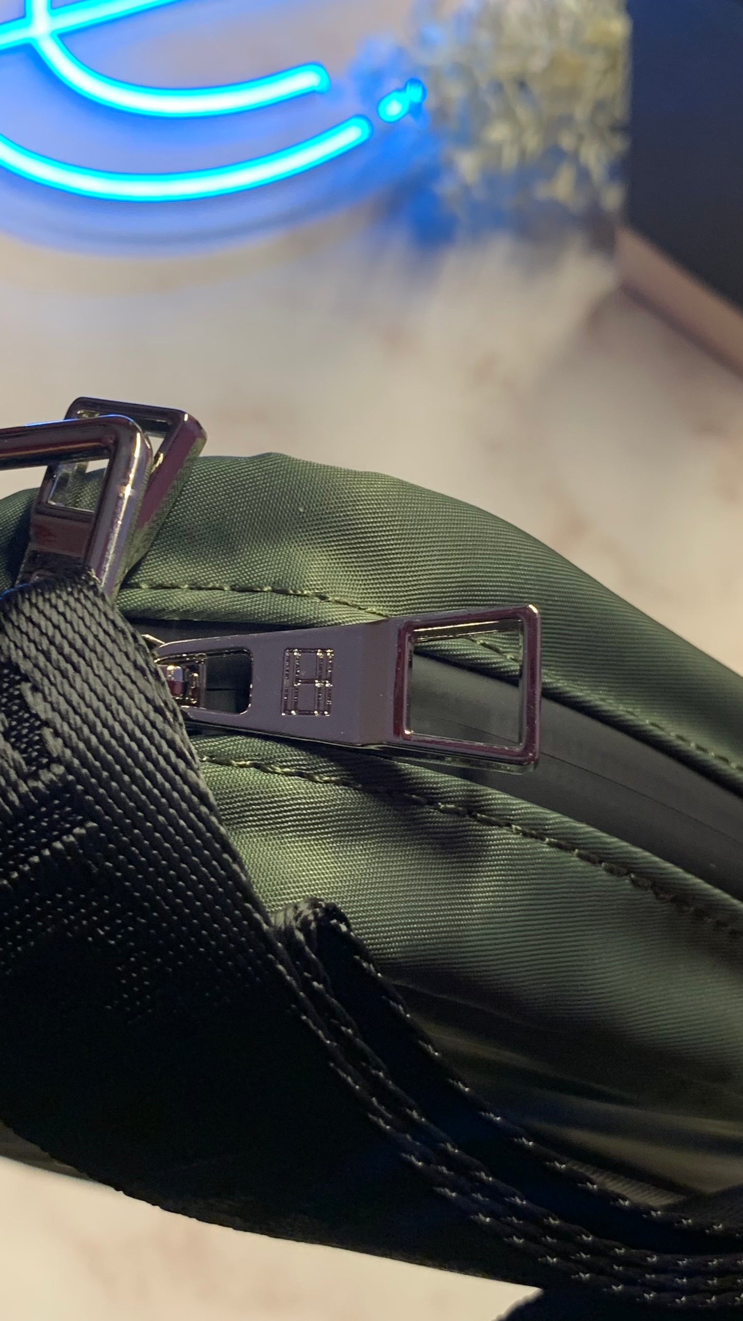 Tommy Hilfiger CrossBag - Green