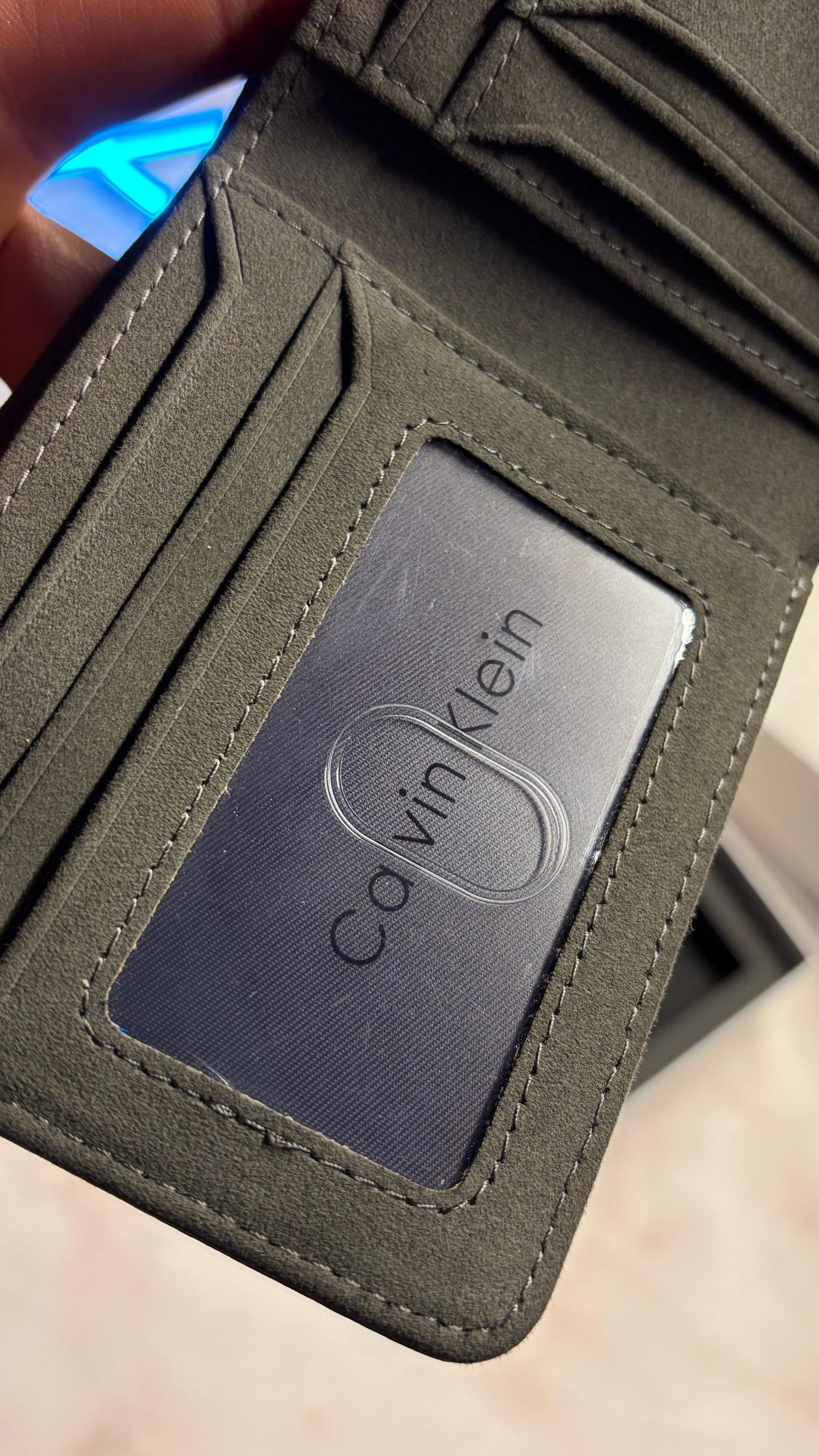 Calvin Klein Wallet & Keychain Set