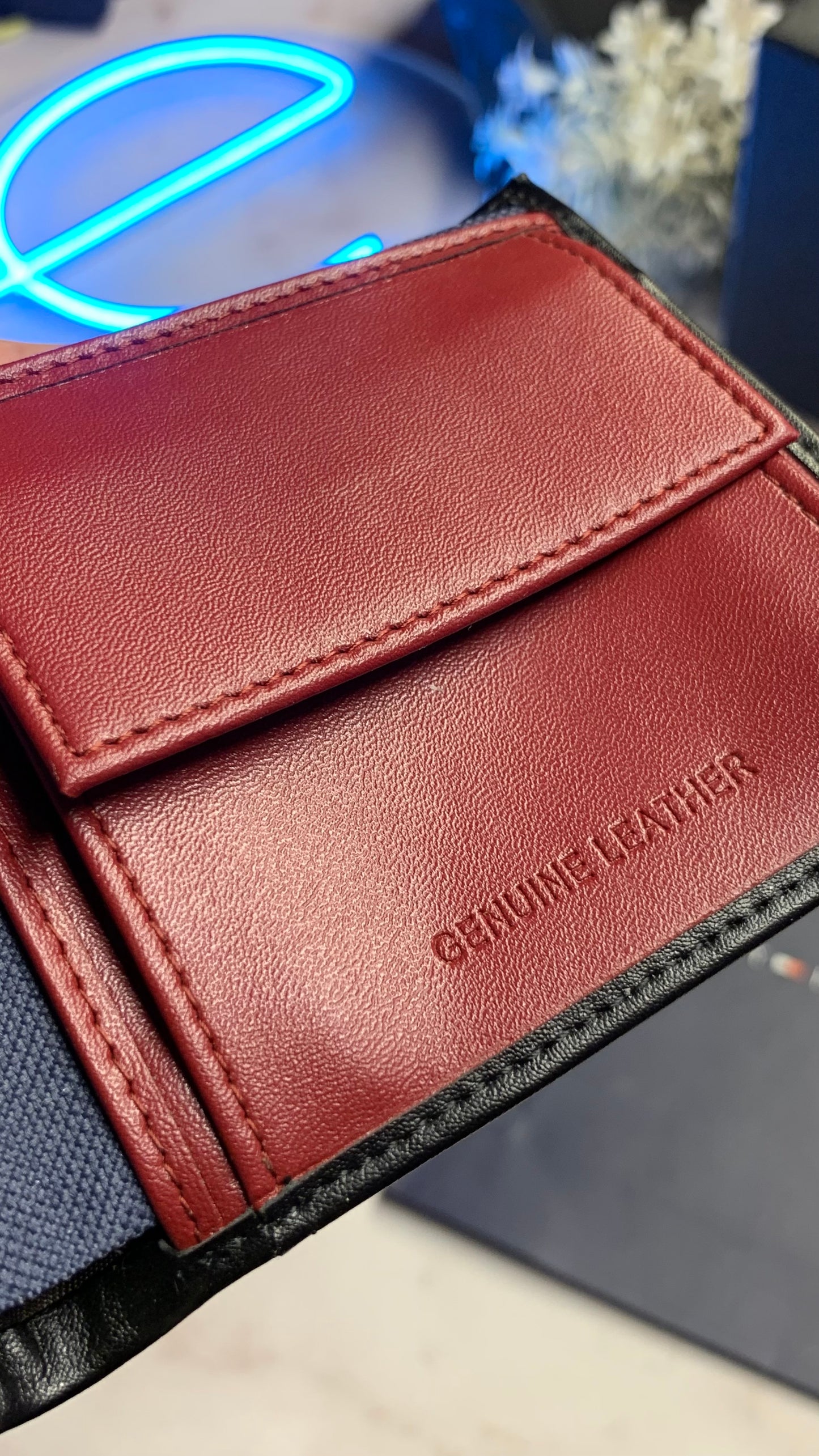 Tommy Hilfiger Bifold Wallet