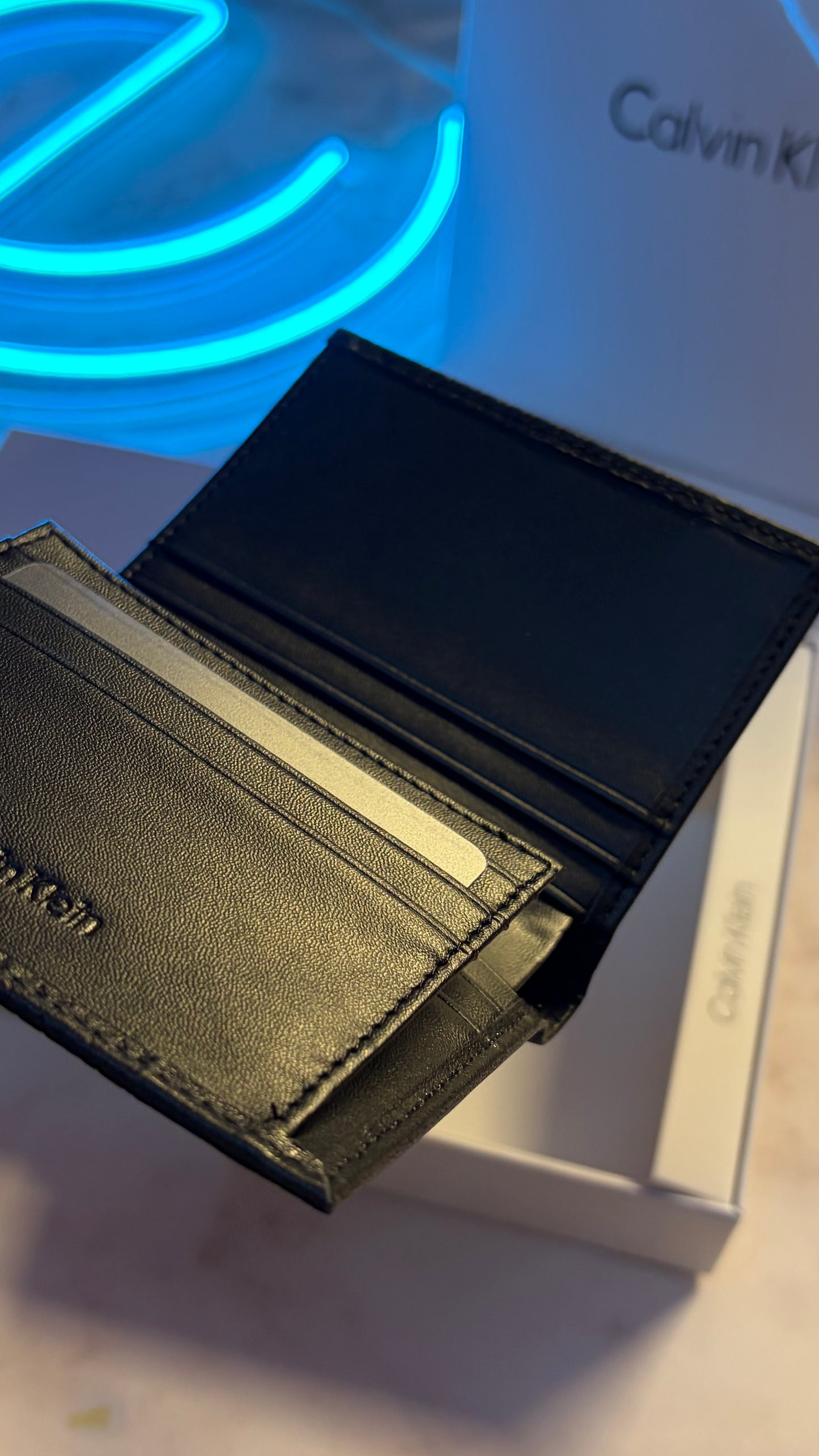 Calvin Klein Slim Bifold Wallet – Black Monogram Dual Texture
