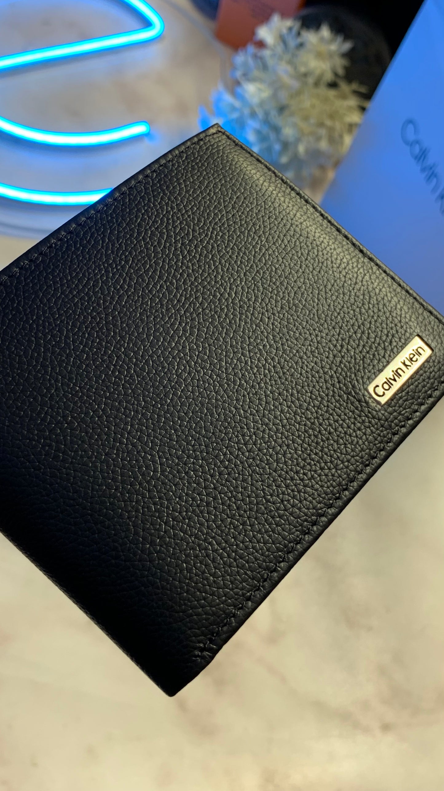 Calvin Klein Basic Wallet