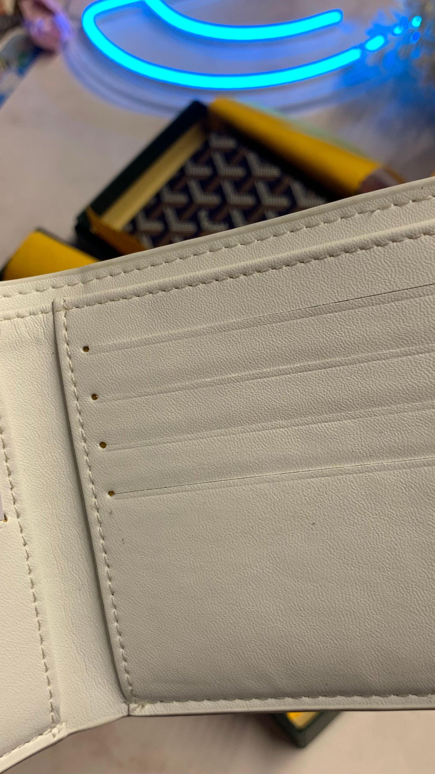 GoYard Wallet - White