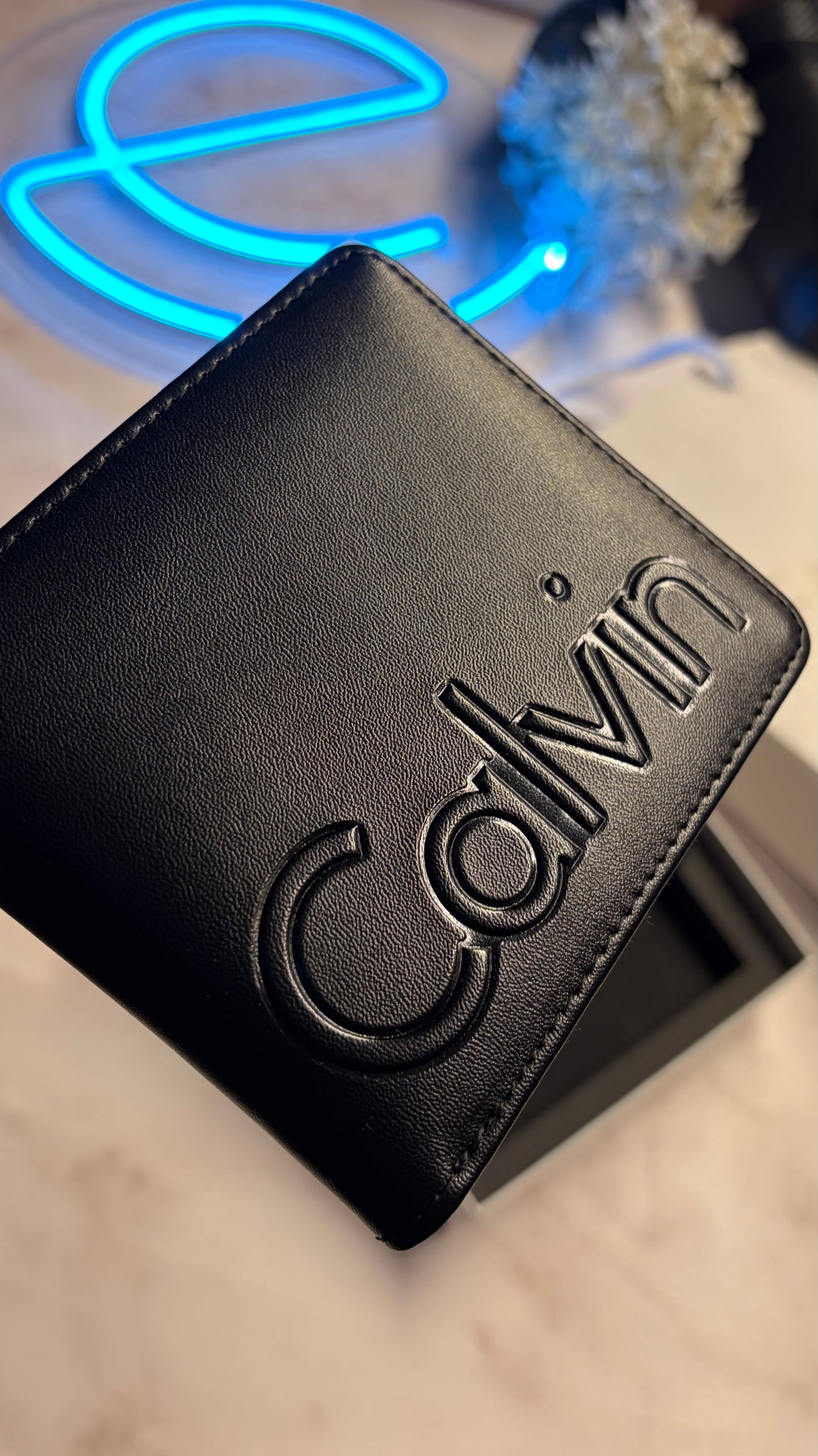 Calvin Klein Wallet & Keychain Set