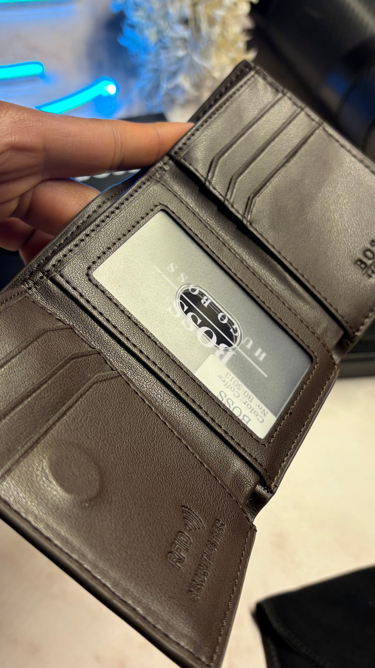 Boss Men’s Trifold Wallet - RFID | Magnetic Closure - Brown