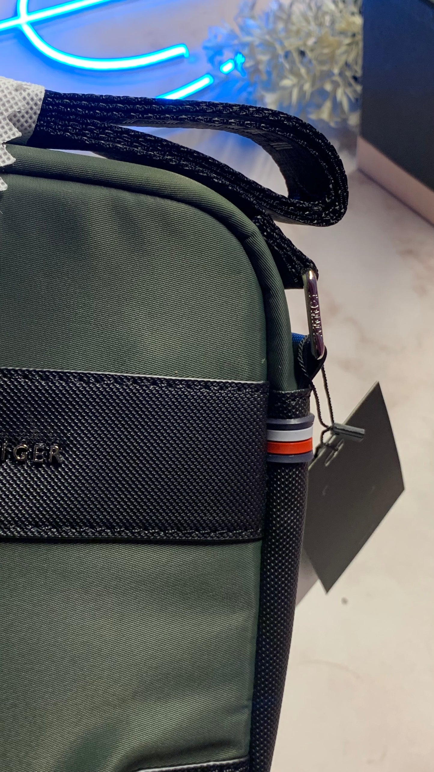 Tommy Hilfiger CrossBag - Green