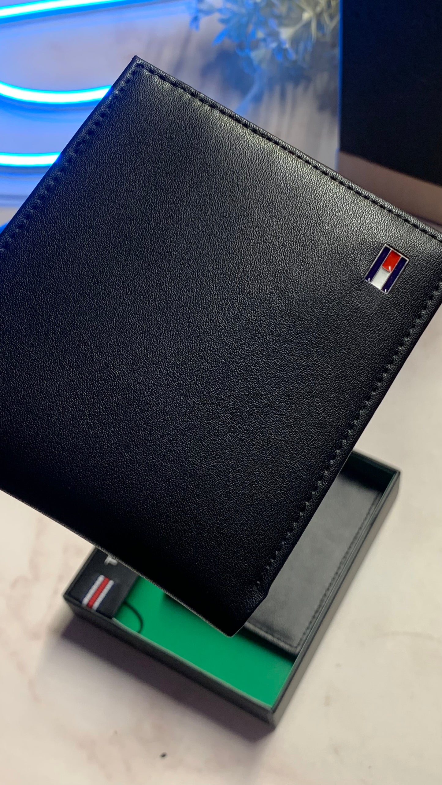 Tommy Hilfiger Basic Wallet with Cardholder - 2pcs