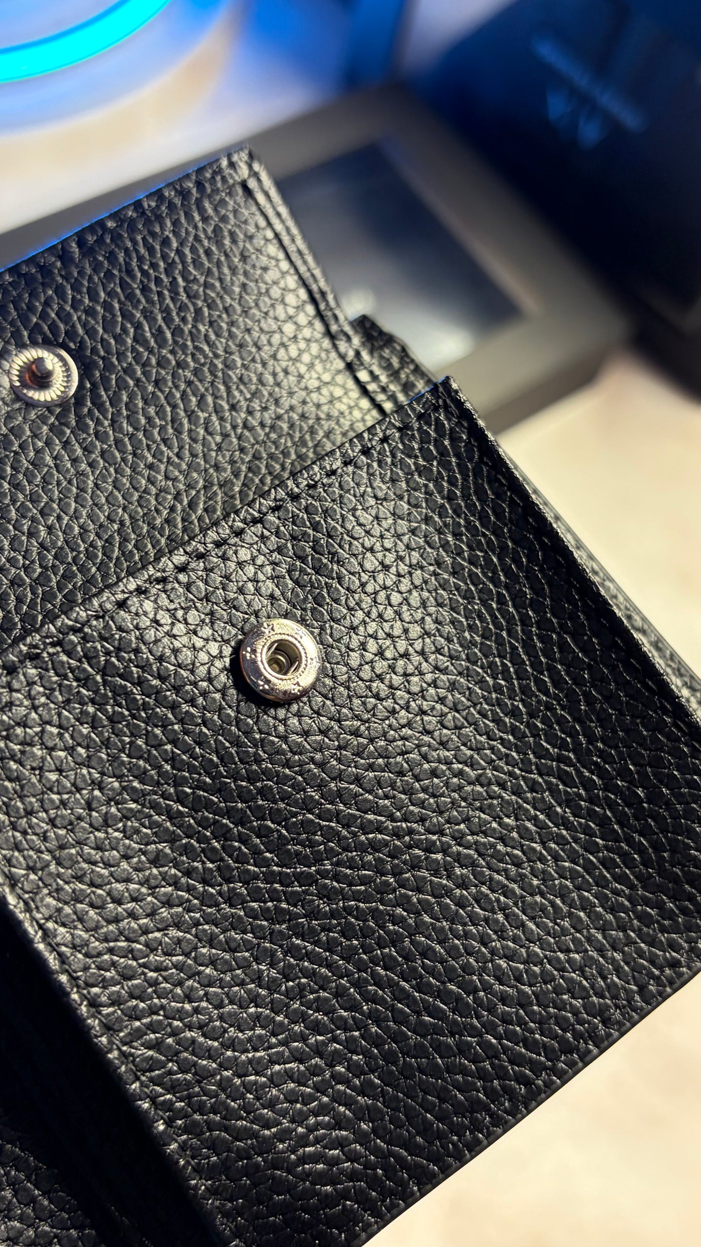 Armani Exchange Wallet & Keychain Set