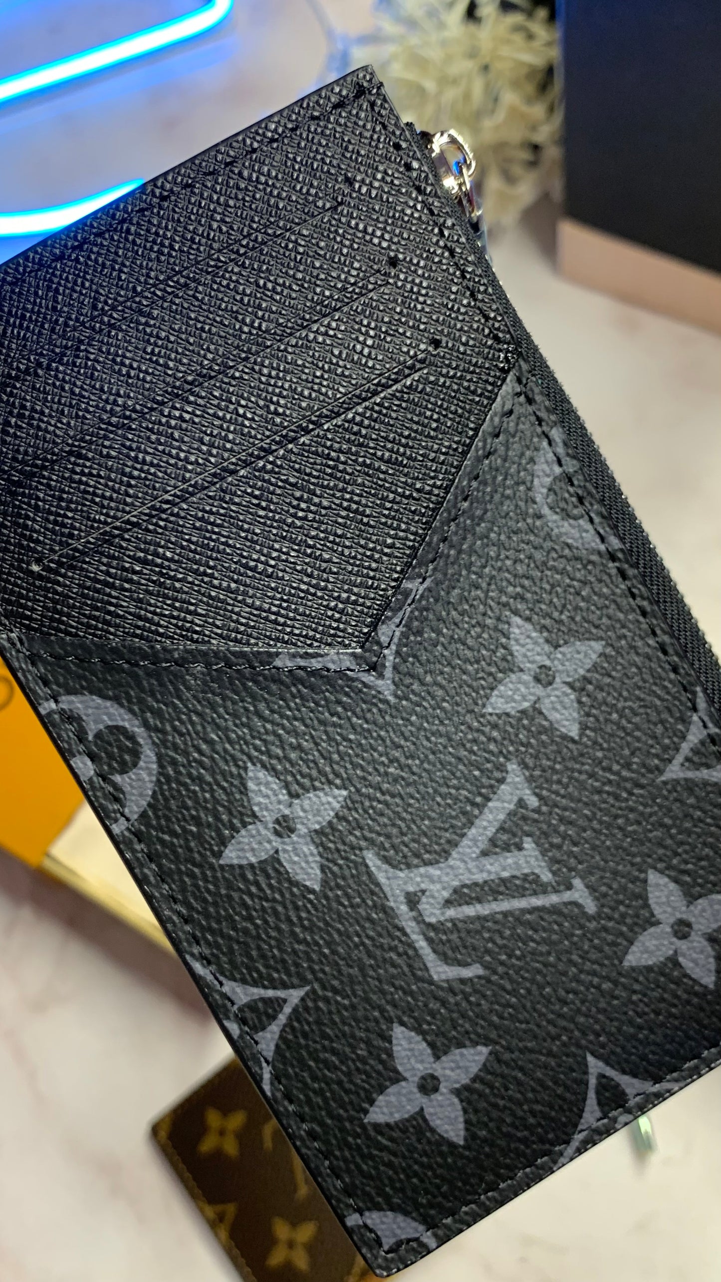 Louis Vuitton Cardholder with zipper