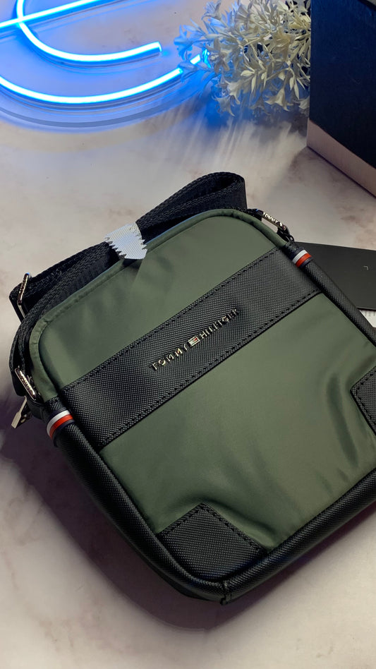 Tommy Hilfiger CrossBag - Green