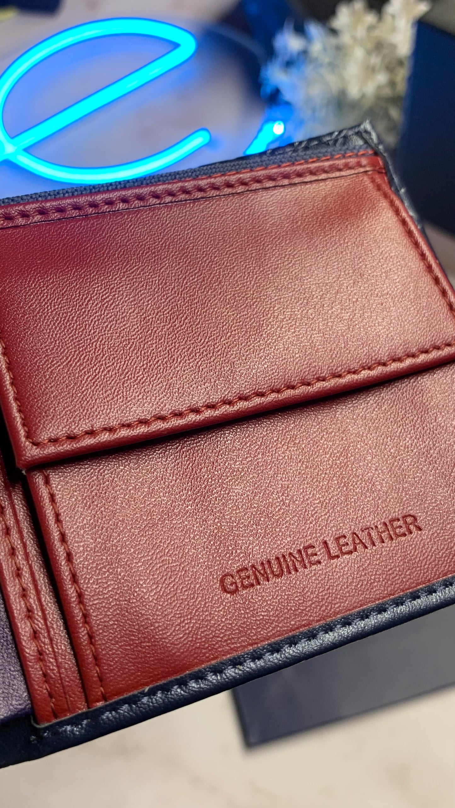 Tommy Hilfiger Bifold Wallet - TH pattern - Blue