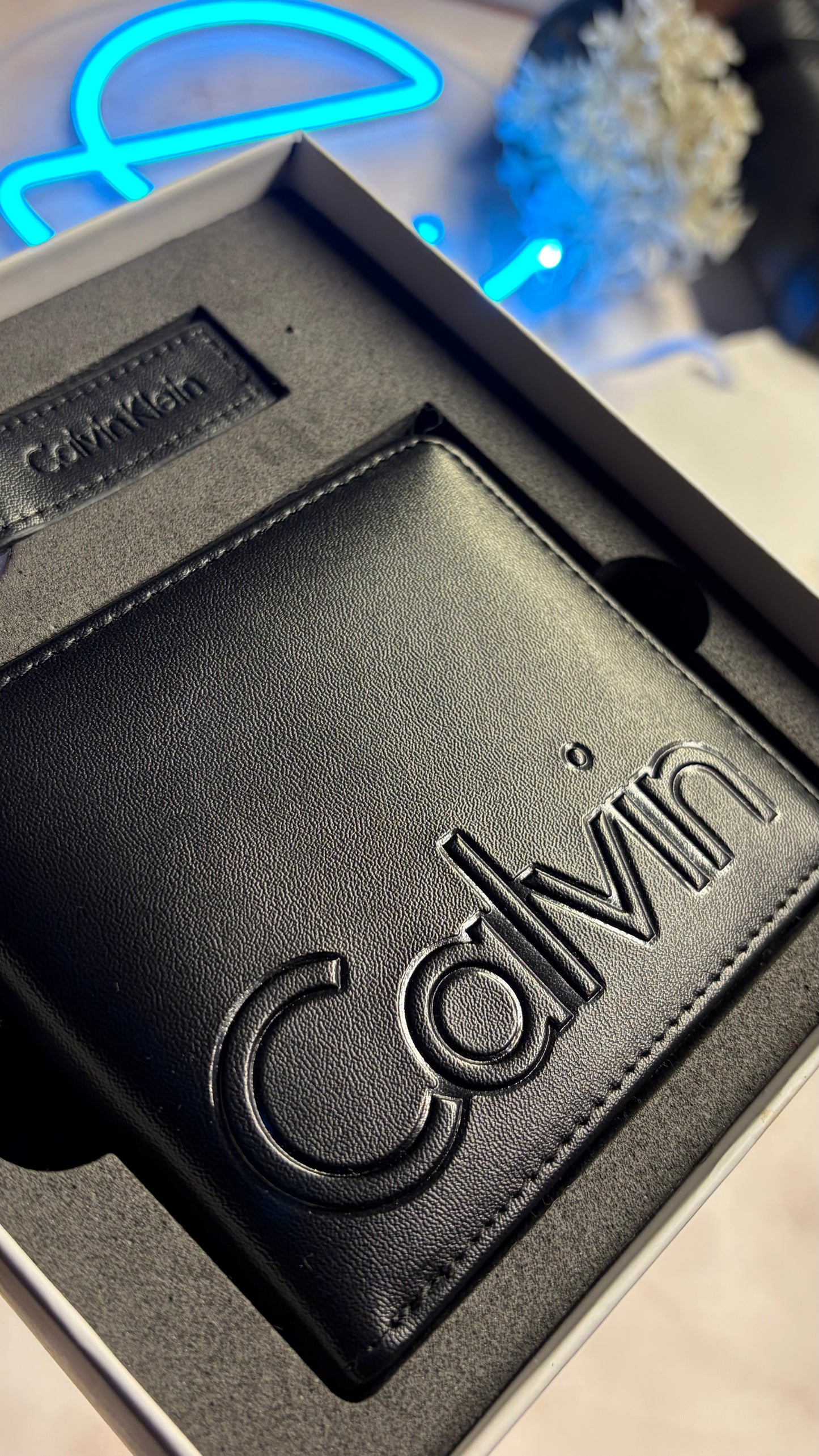 Calvin Klein Wallet & Keychain Set