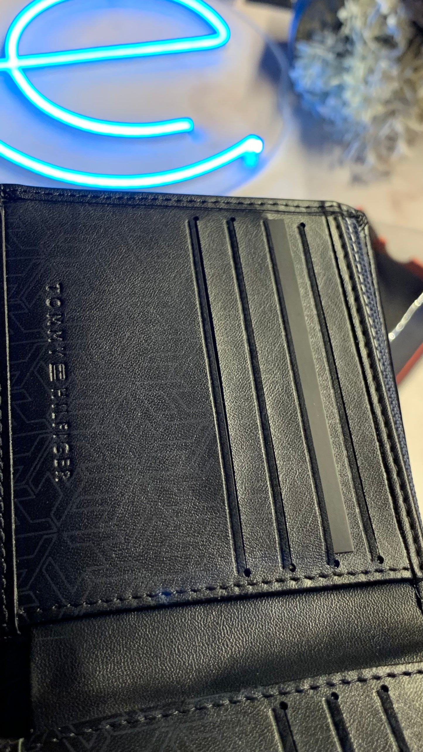 Tommy Hilfiger Wallet For Men