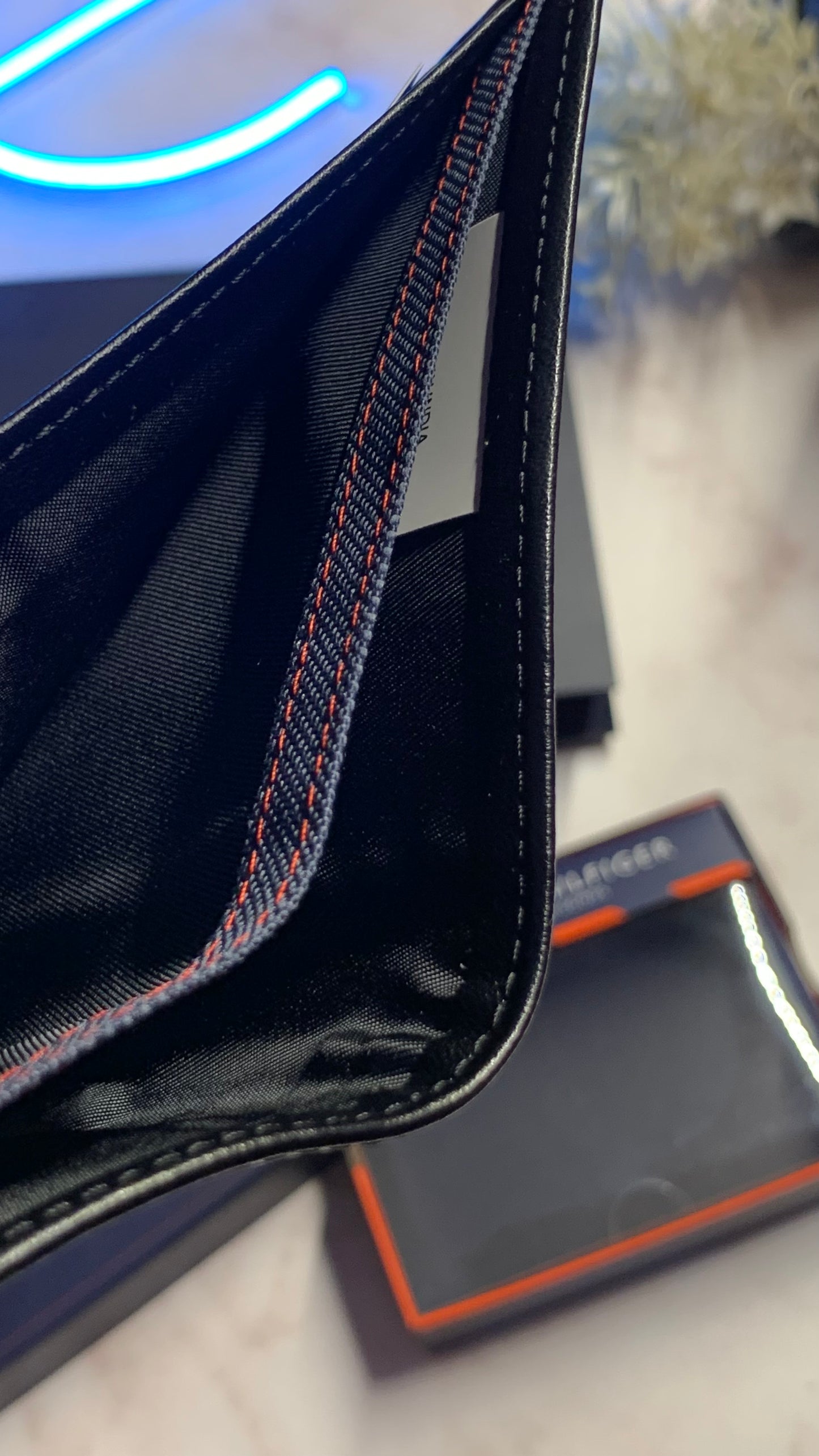 Tommy Hilfiger Wallet
