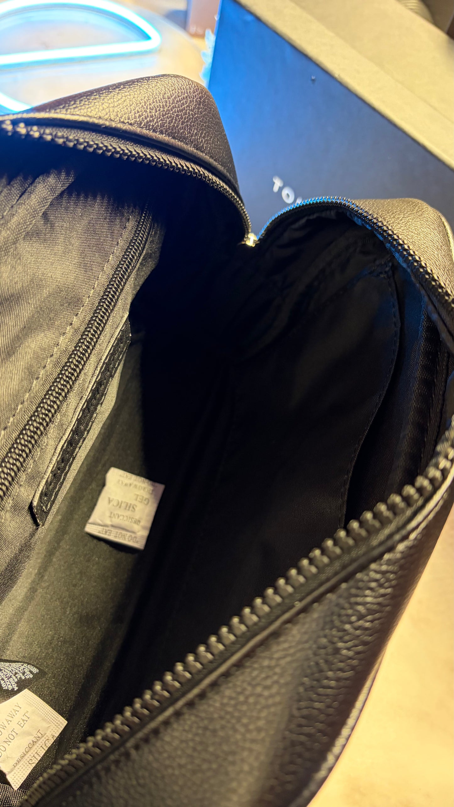 Tommy Hilfiger Handbag With Box