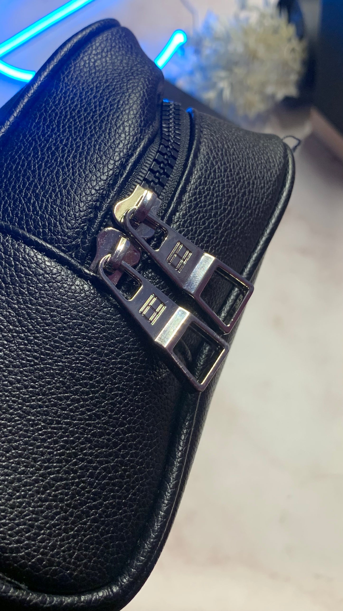 Tommy Hilfiger HandBag With Box