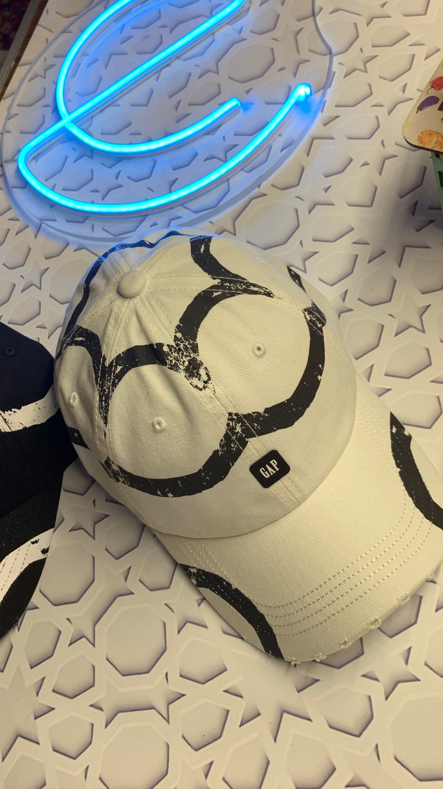 GAP cap - White