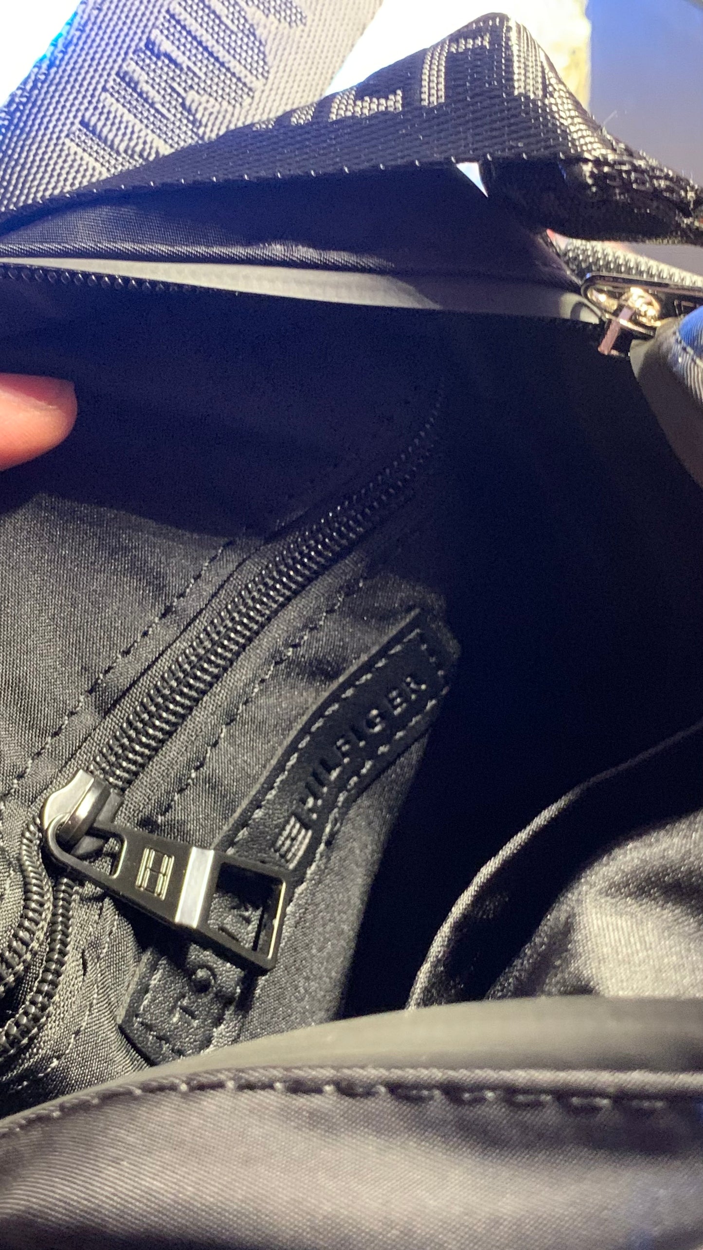 Tommy Hilfiger CrossBag