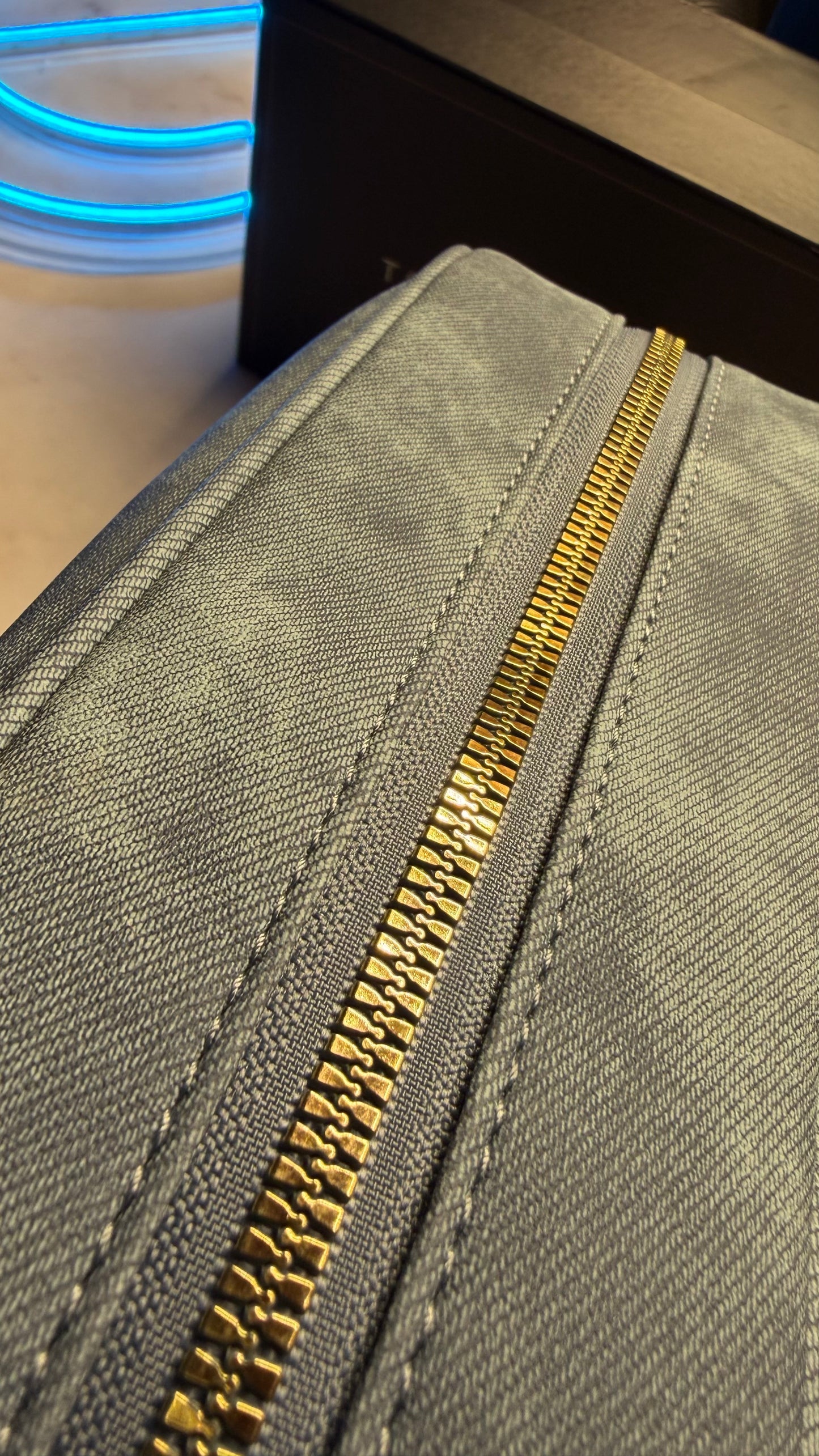 Tommy Hilfiger Handbag With Box - Iced Blue Grey