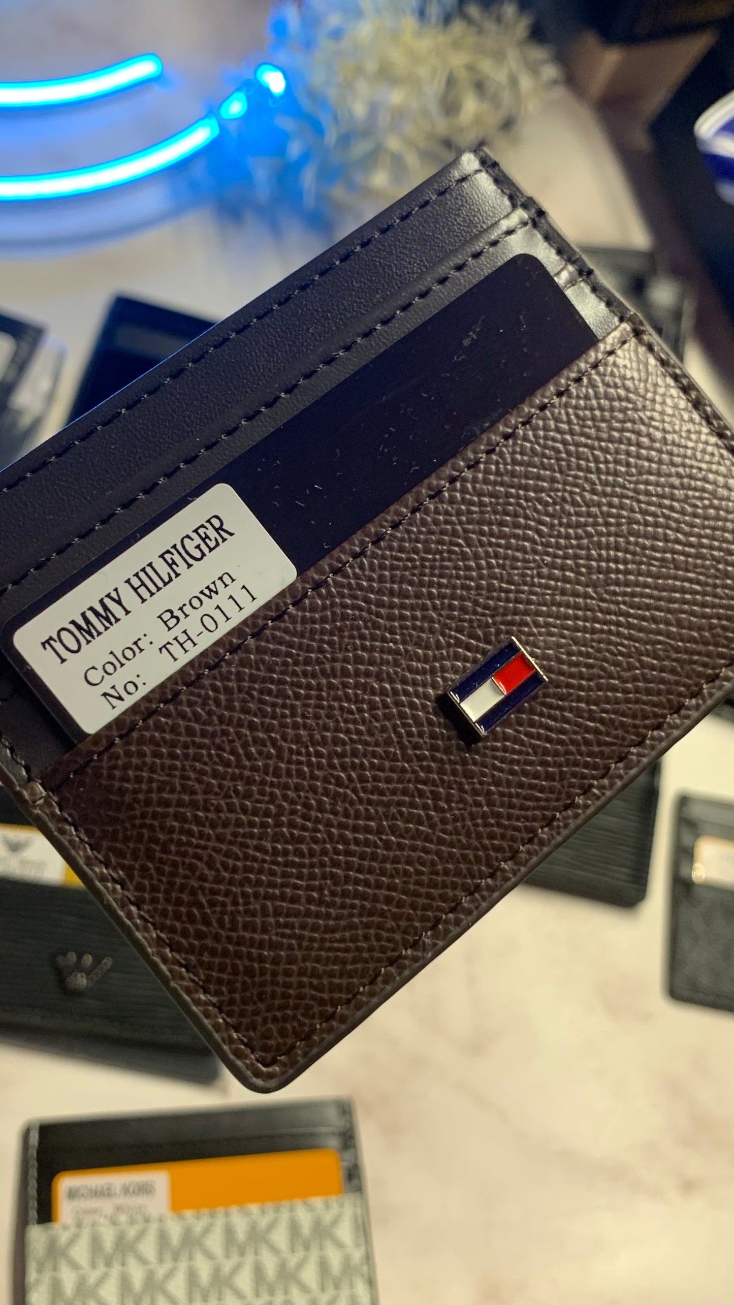 Tommy Hilfiger Cardholder - Brown