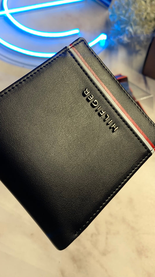 Tommy Hilfiger Bifold Wallet