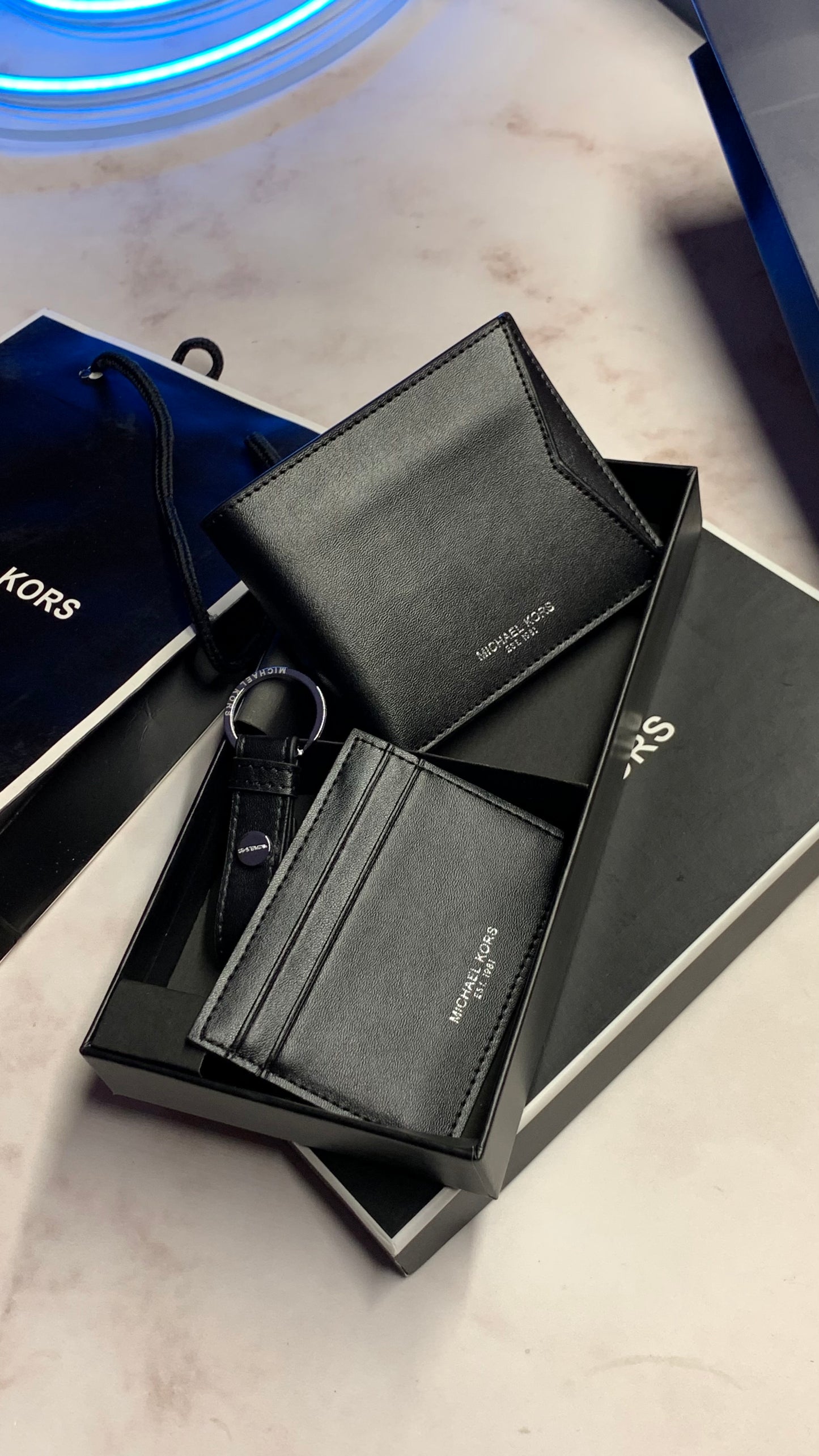 Michael Kors - Wallet, Cardholder & keychain set