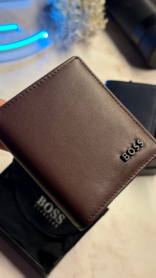 Boss Men’s Bifold Slim Wallet - Magnetic Closure - Brown