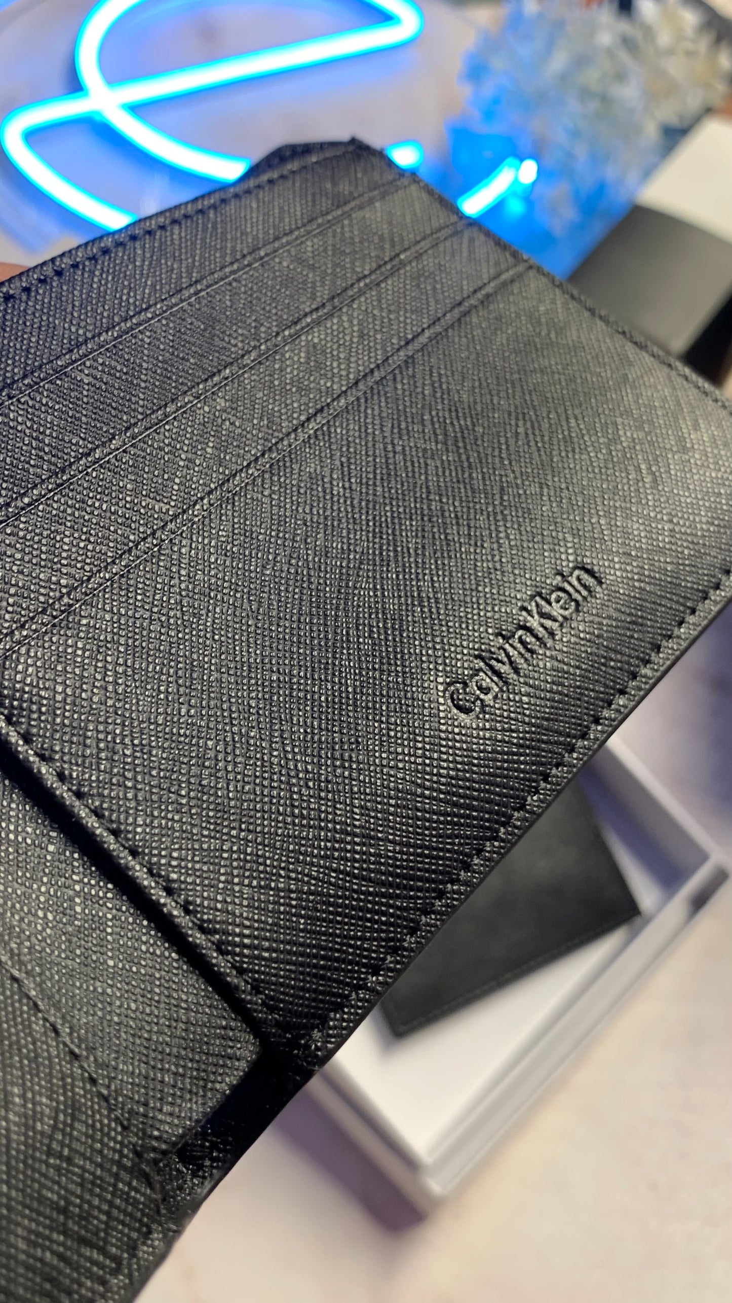Calvin Klein Basic Wallet With ID Holder - Black
