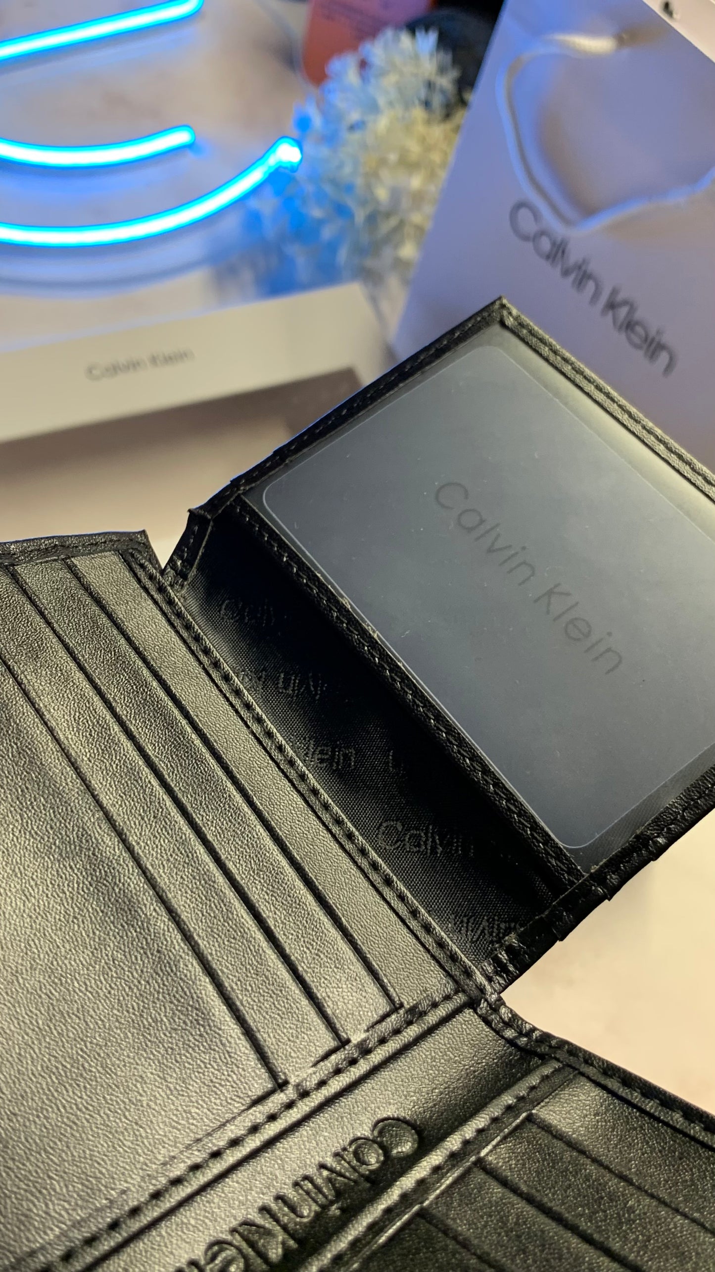 Calvin Klein Wallet & Doubleface Belt Set - CK Logo