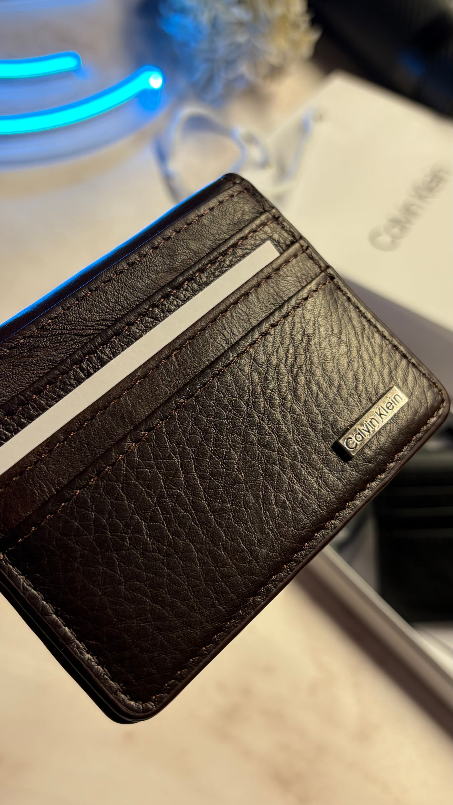 Calvin Klein Men’s Bifold Cardholder - Magnetic Closure - Brown